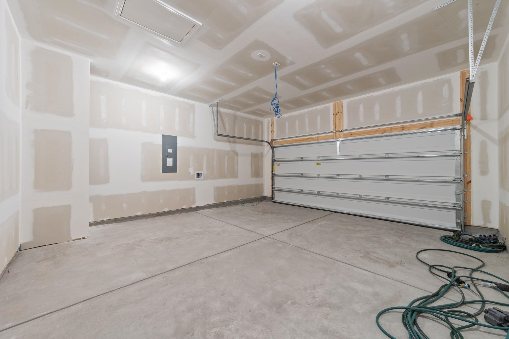 935 Triton Ave. Property Photo 17