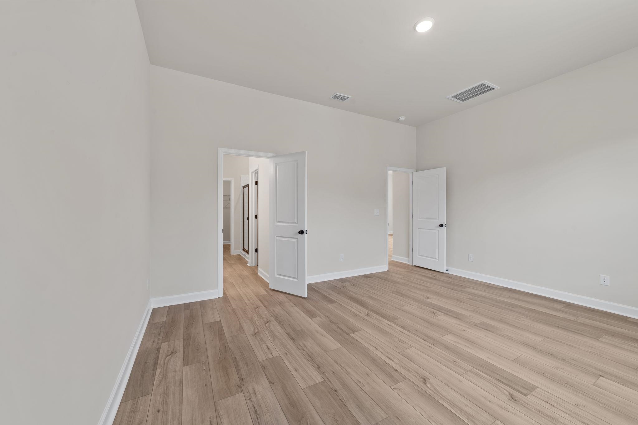 935 Triton Ave. Property Photo 32