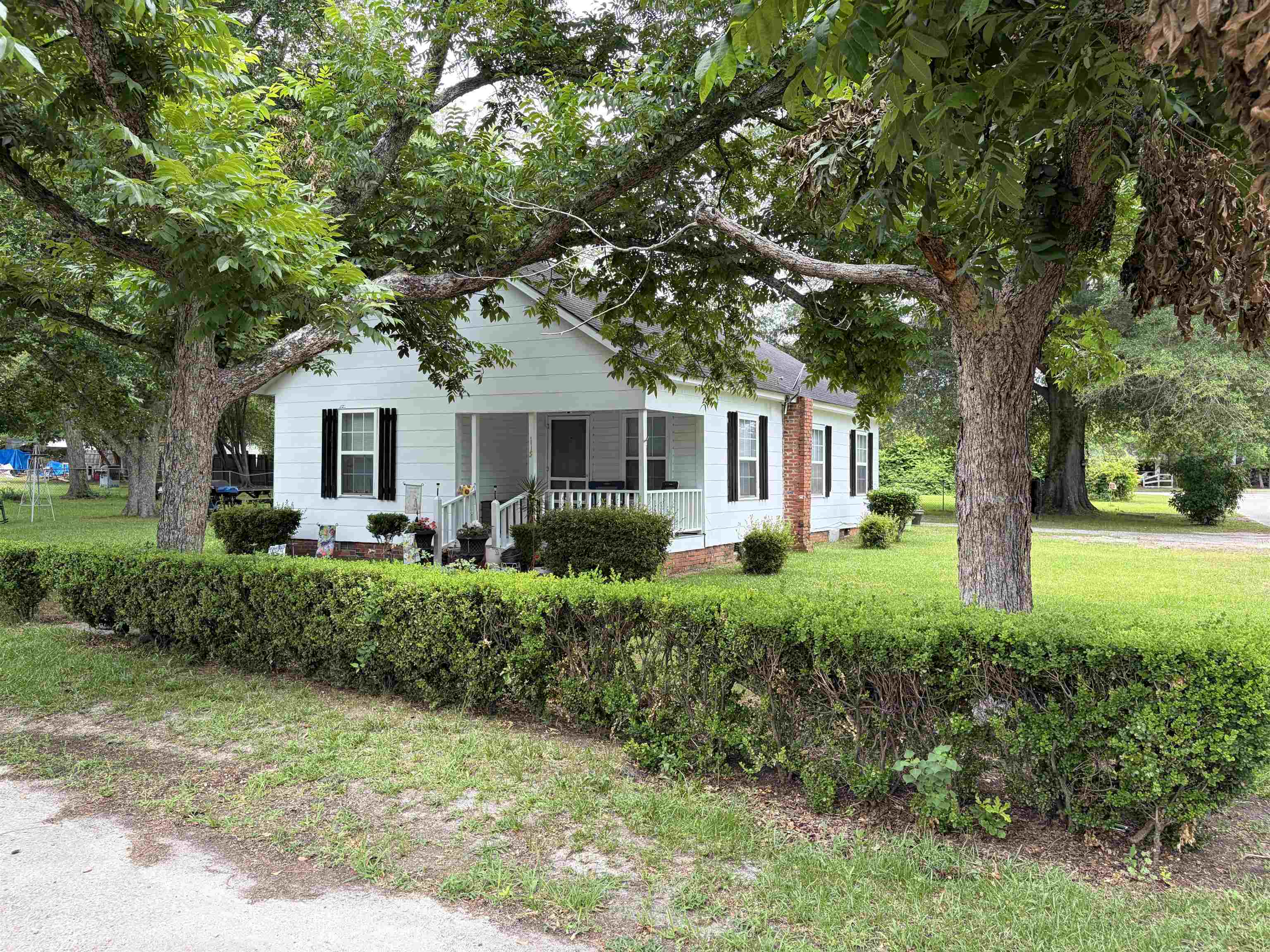 115 Floyd St. Property Photo 1