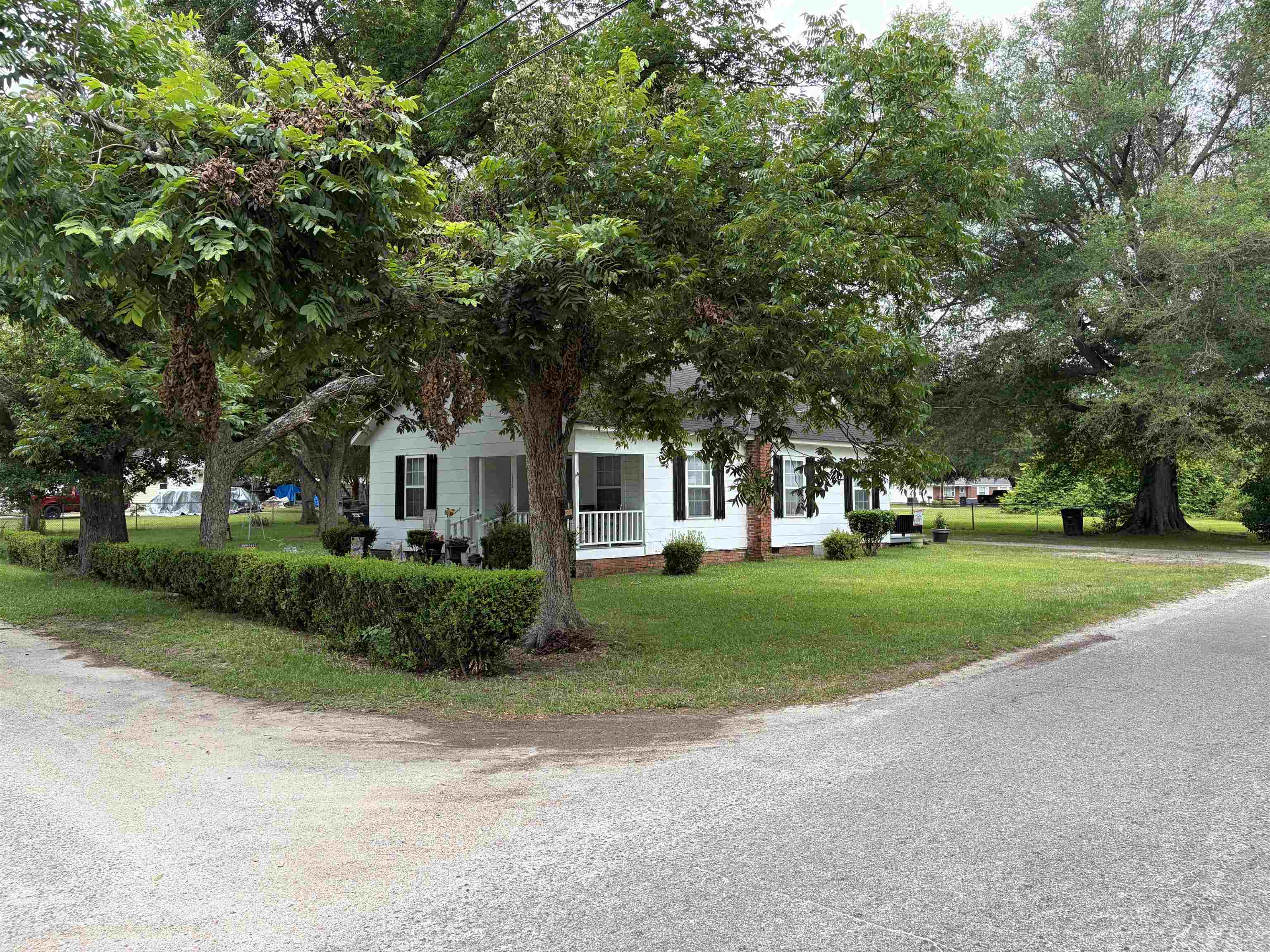 115 Floyd St. Property Photo 13