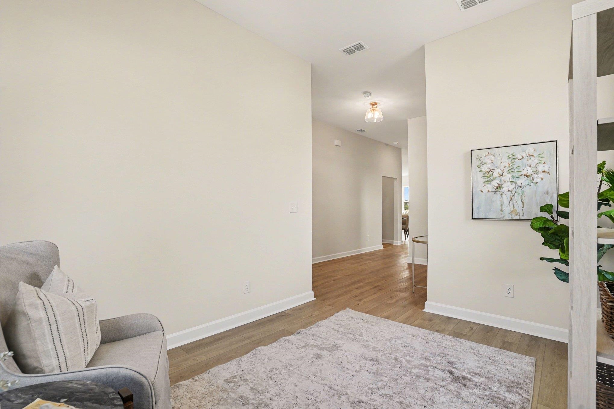 979 Triton Ave. Property Photo 15