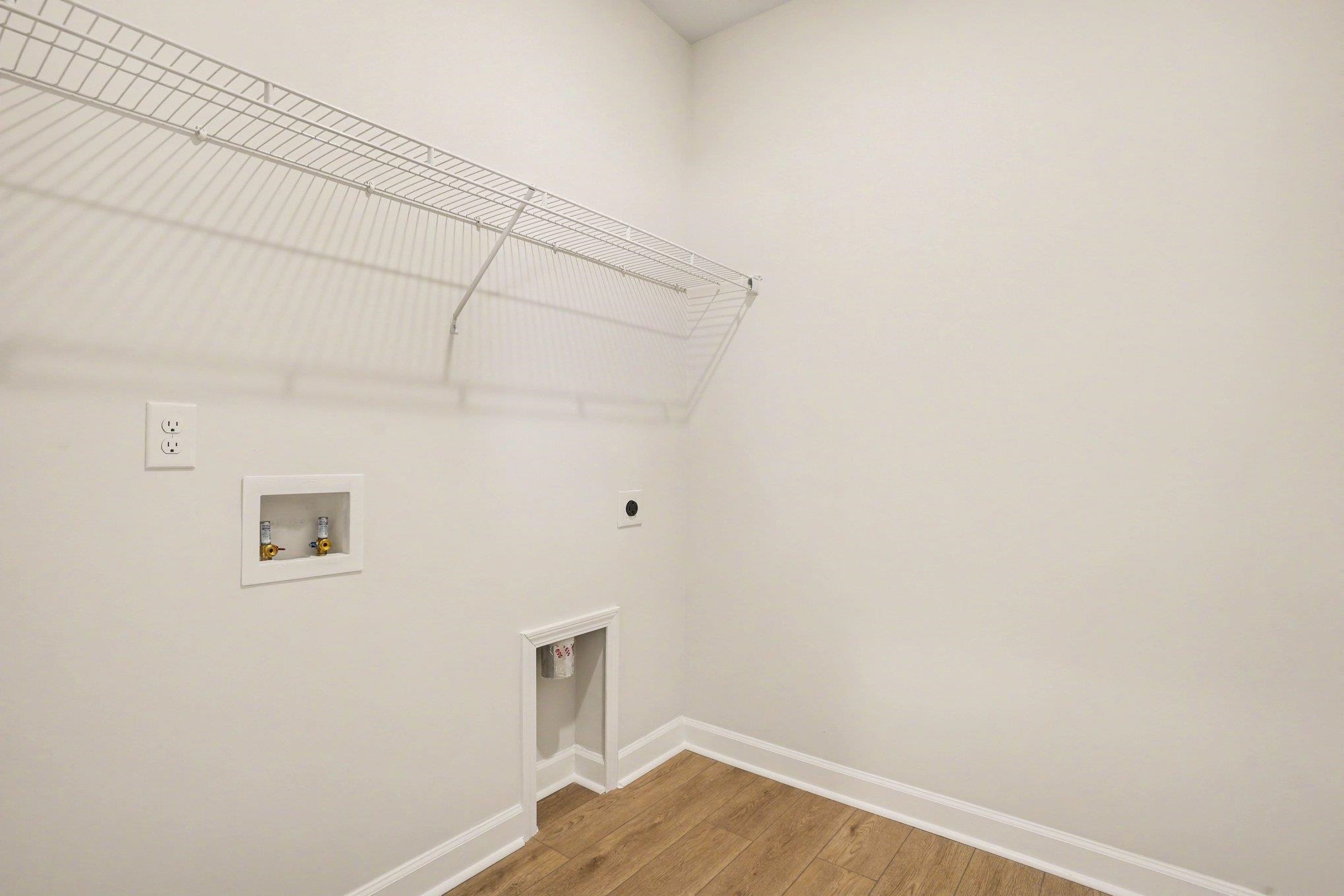 979 Triton Ave. Property Photo 25