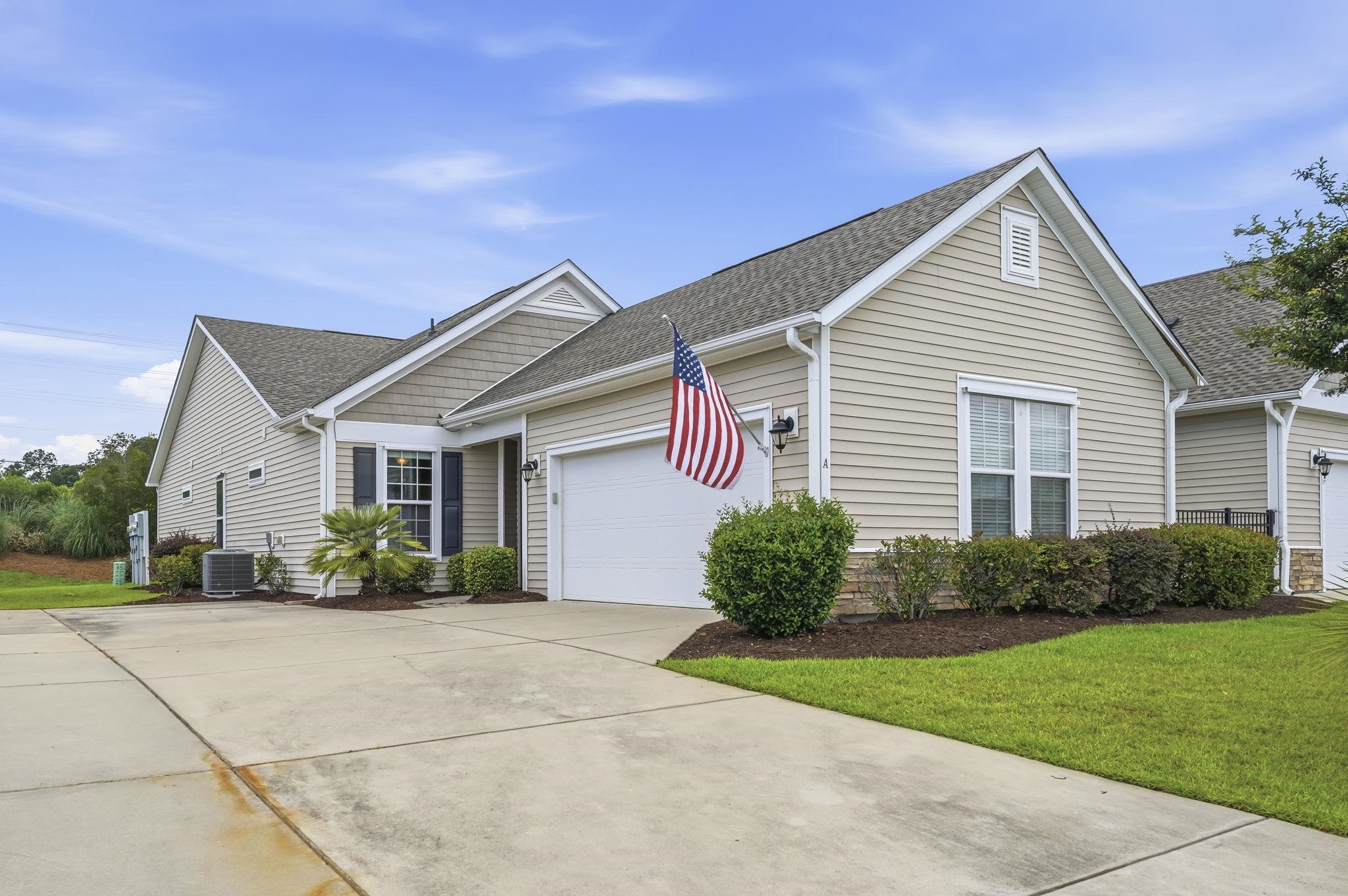 2015 Lely Dr. Property Photo 2