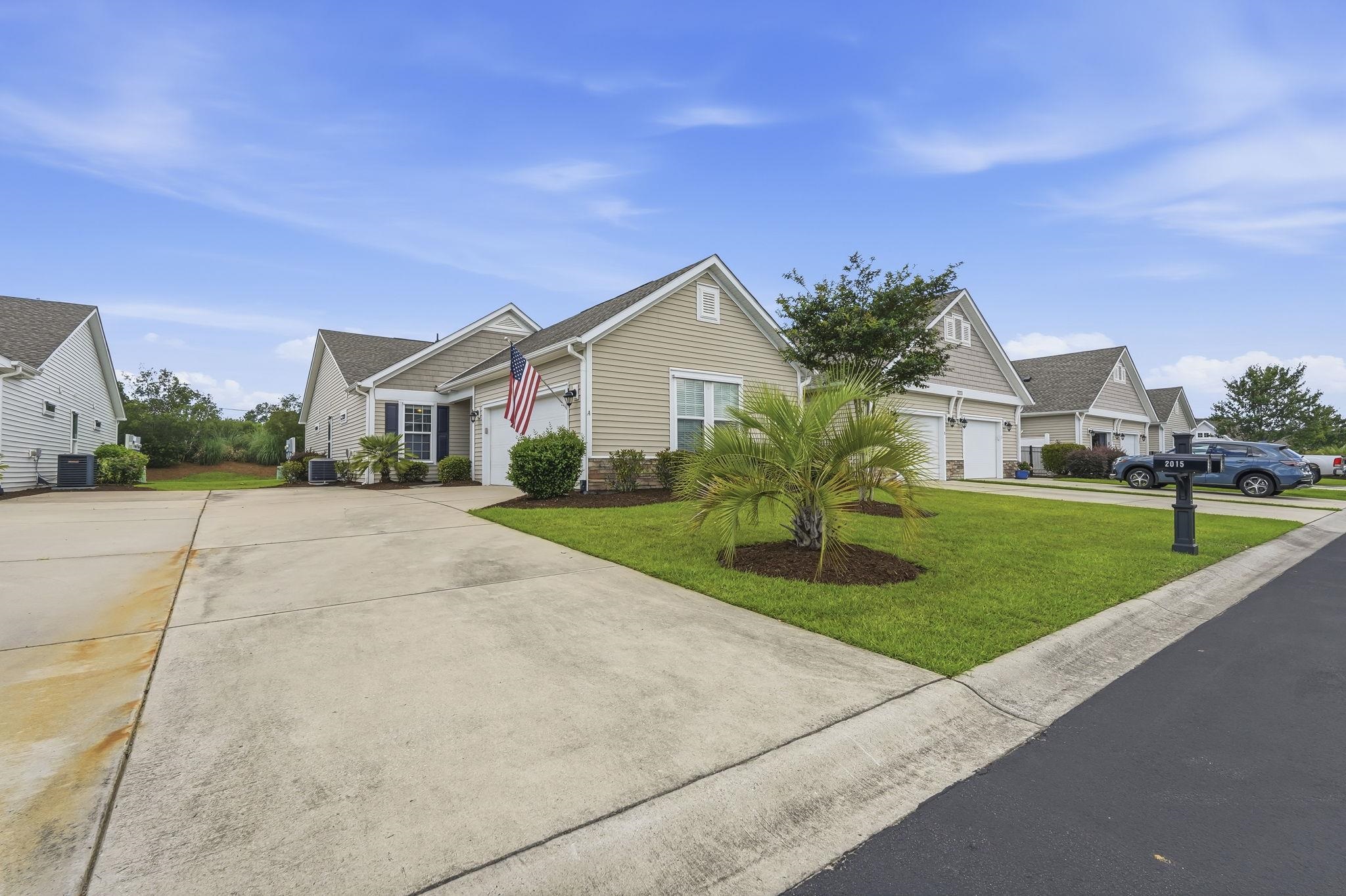 2015 Lely Dr. Property Photo 4