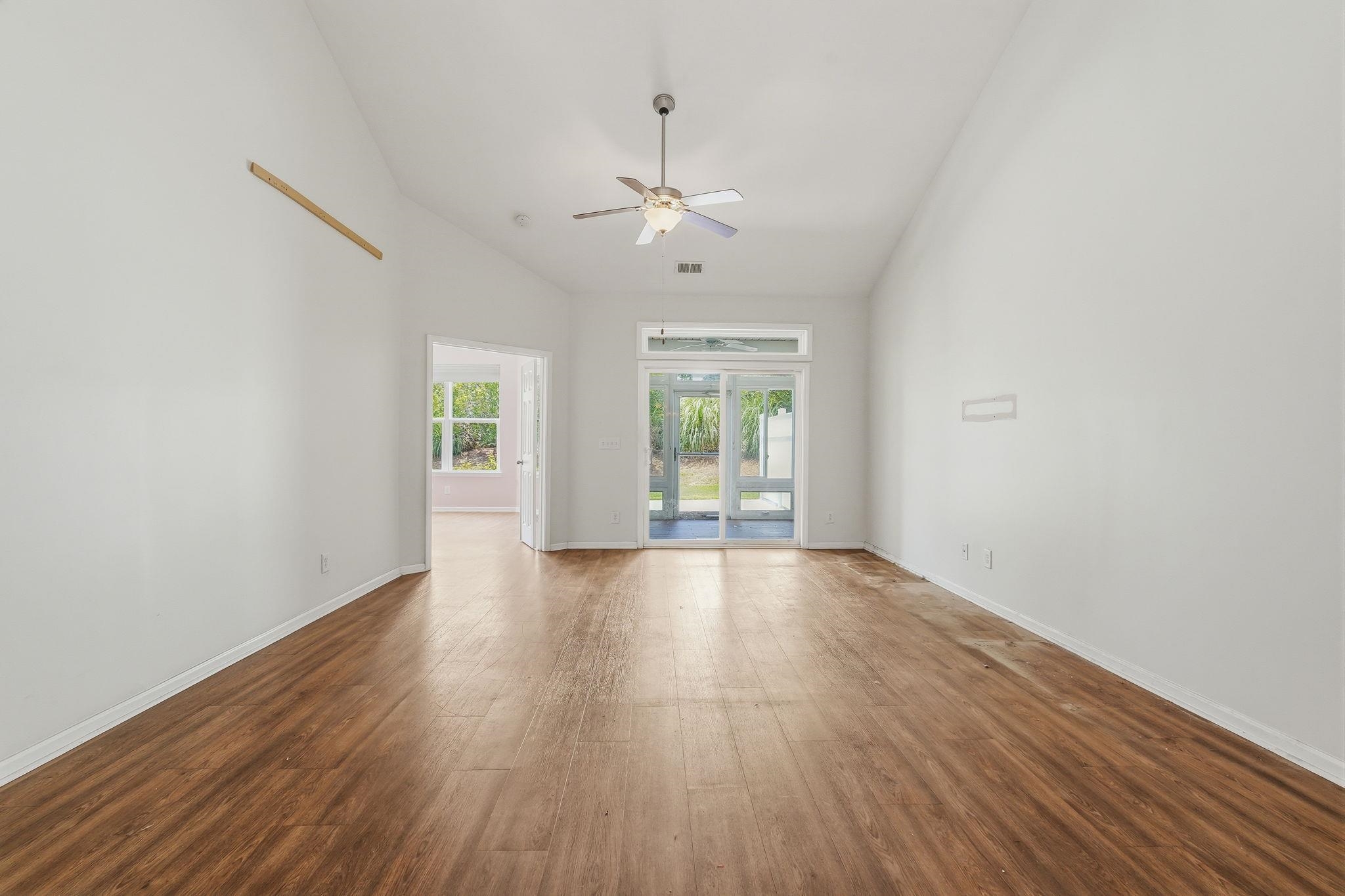 2015 Lely Dr. Property Photo 9