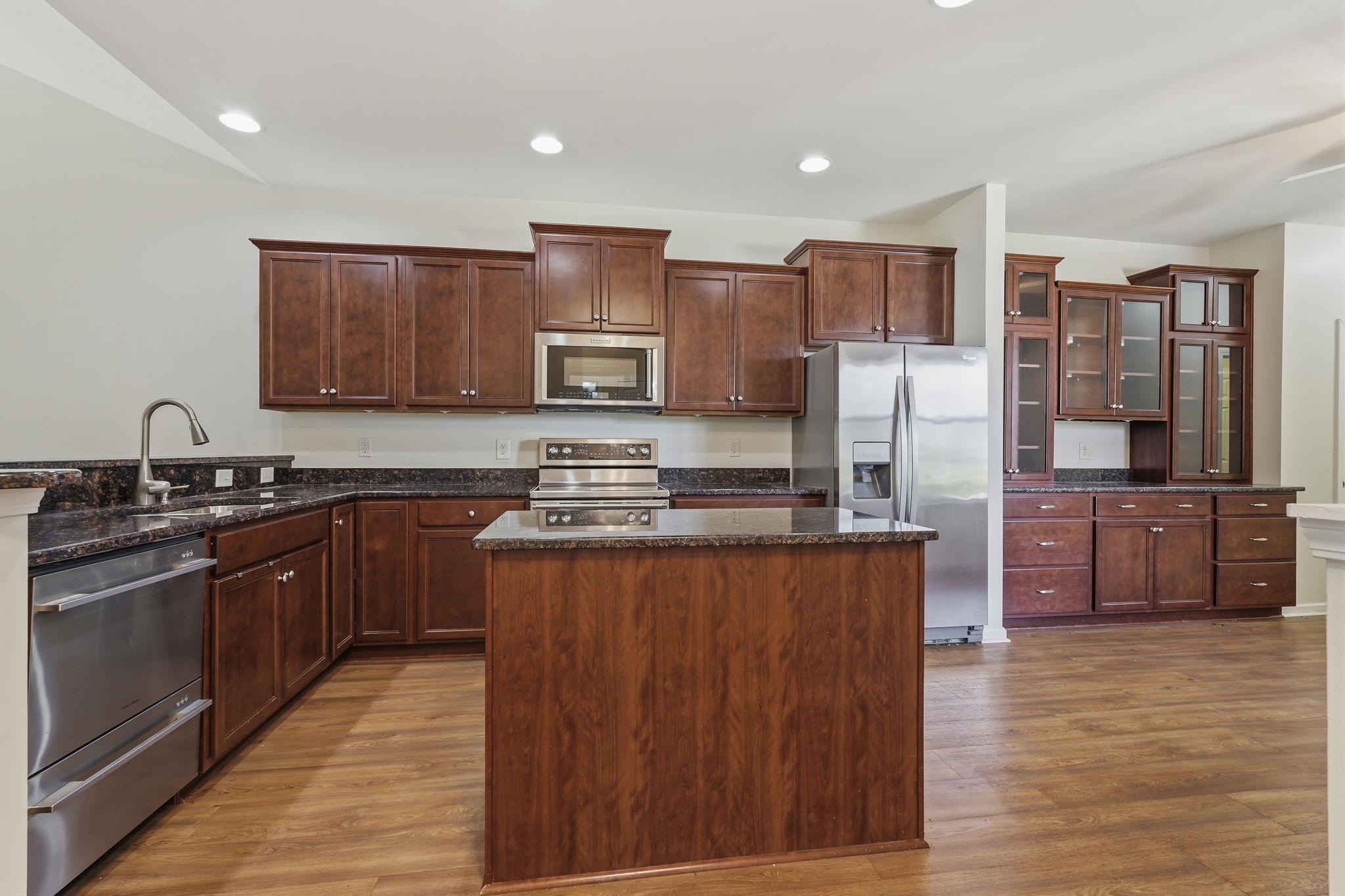 2015 Lely Dr. Property Photo 14