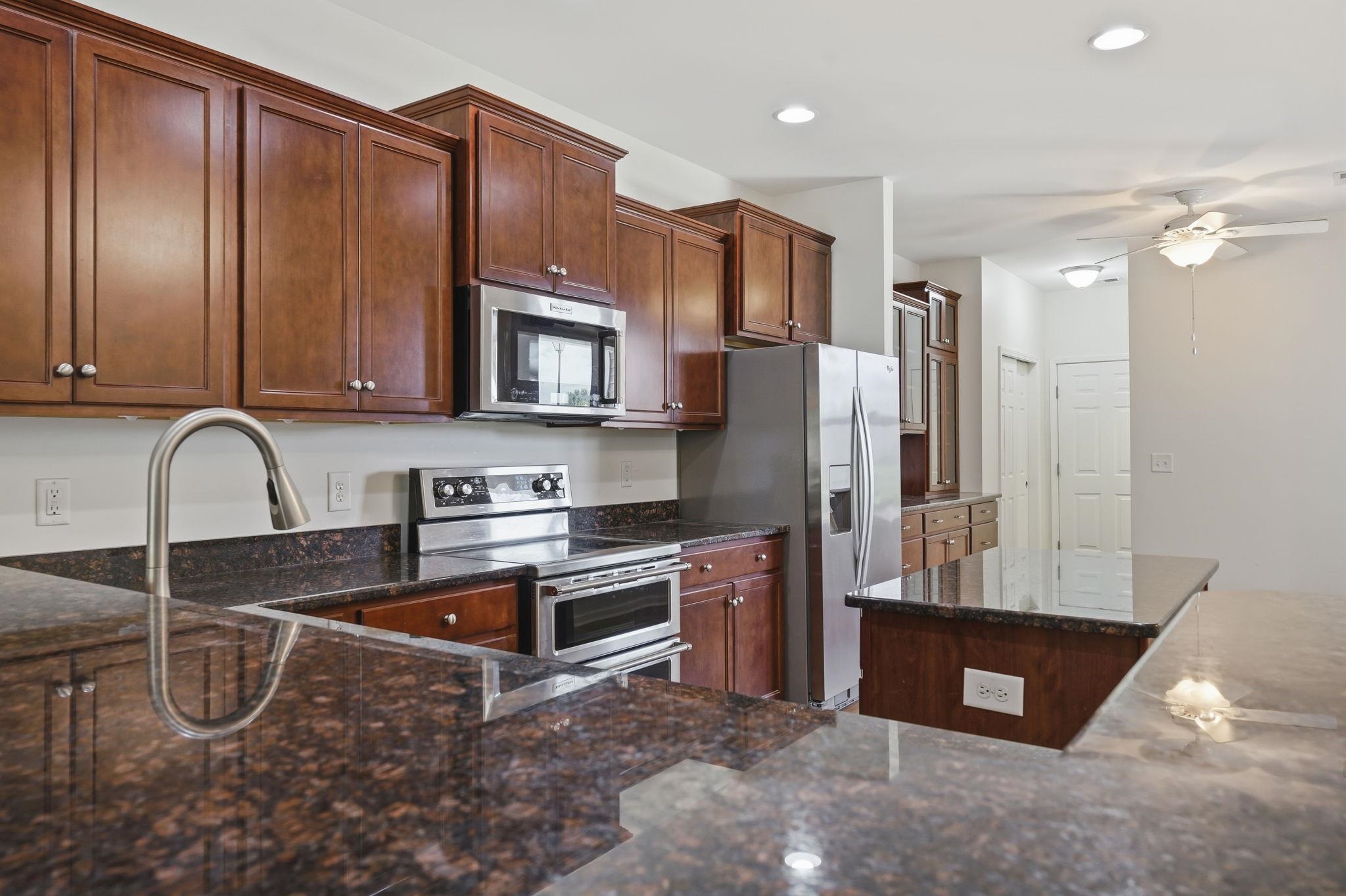 2015 Lely Dr. Property Photo 18