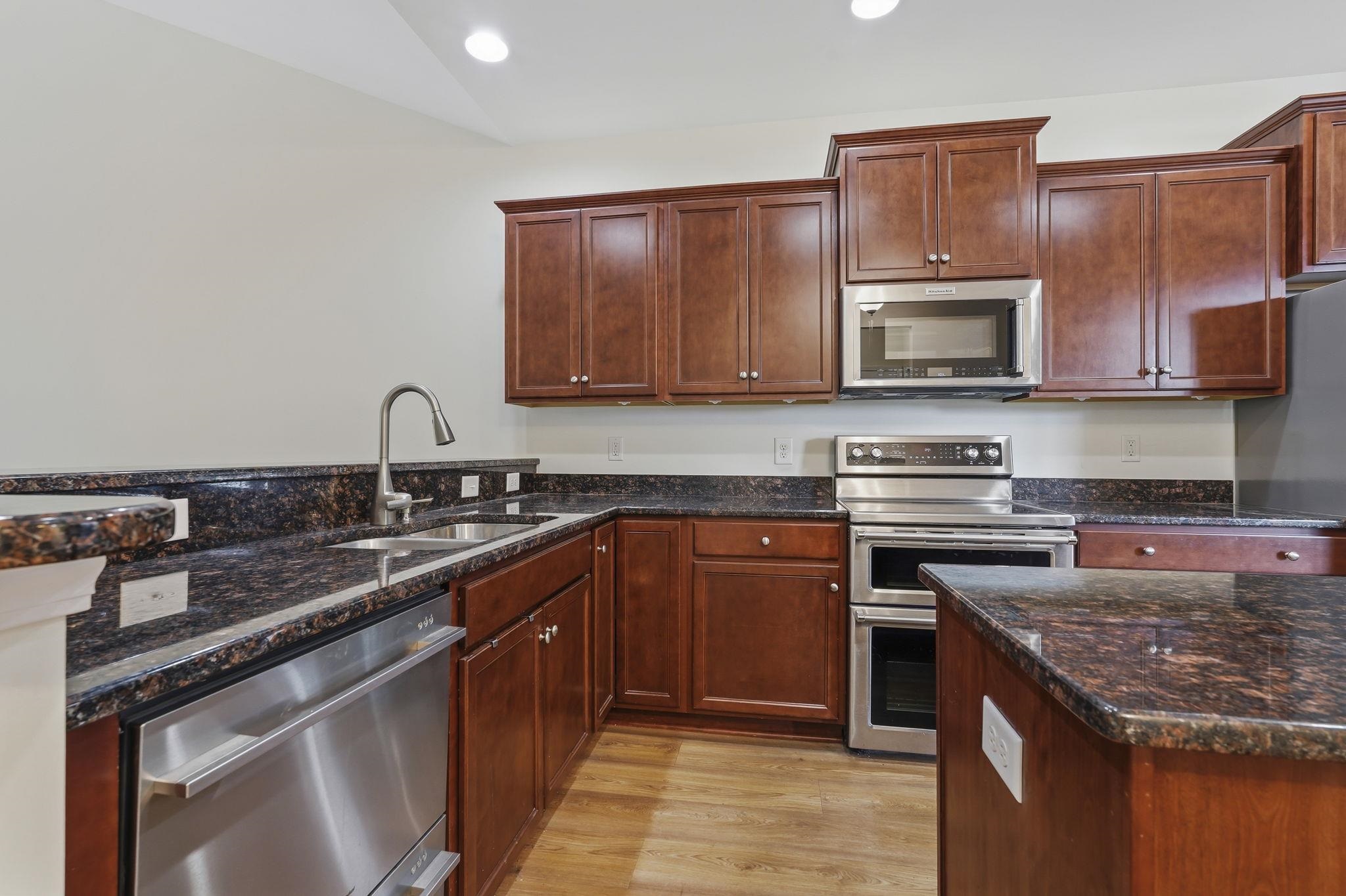 2015 Lely Dr. Property Photo 19