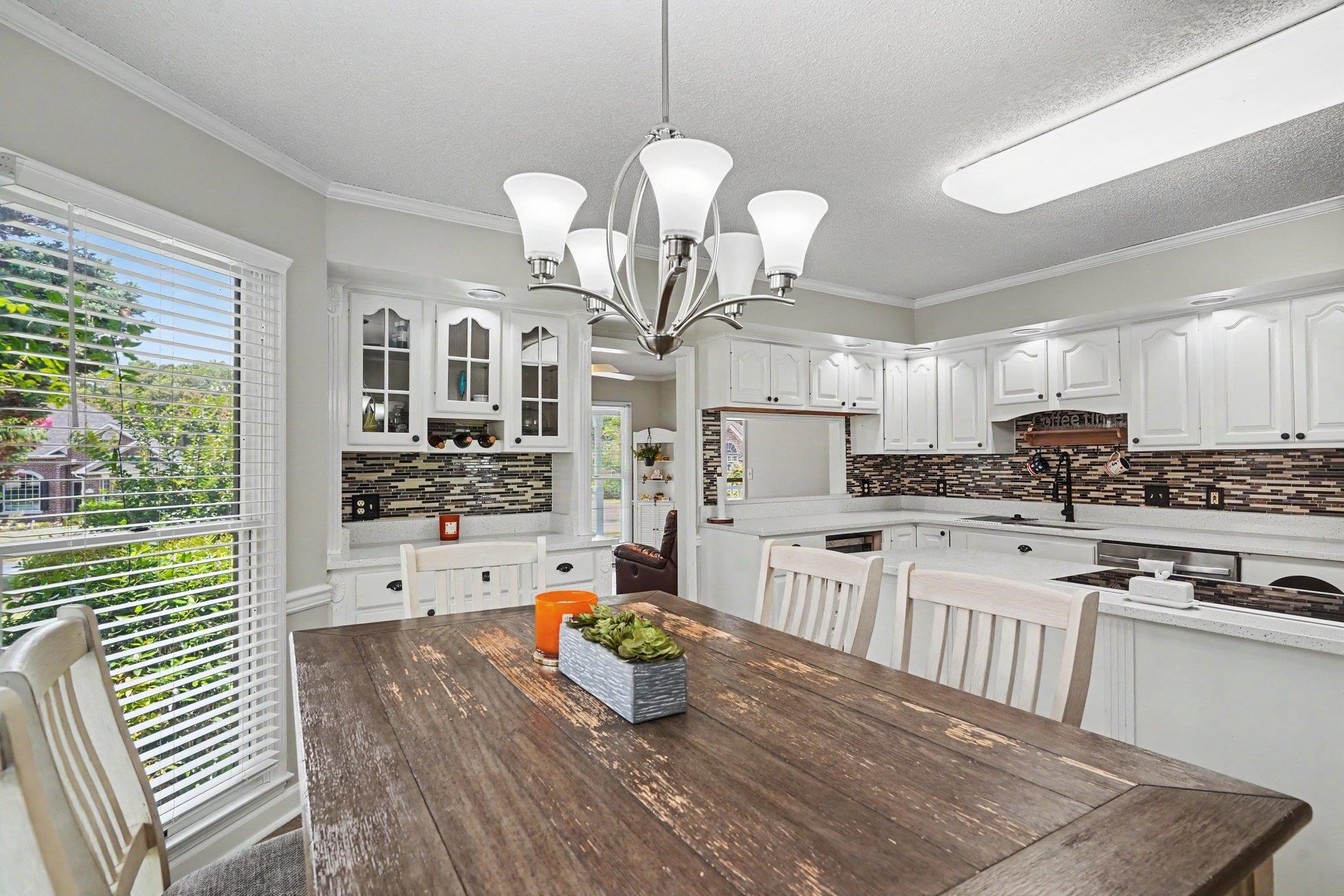 3591 Cedar Creek Run Property Photo 9