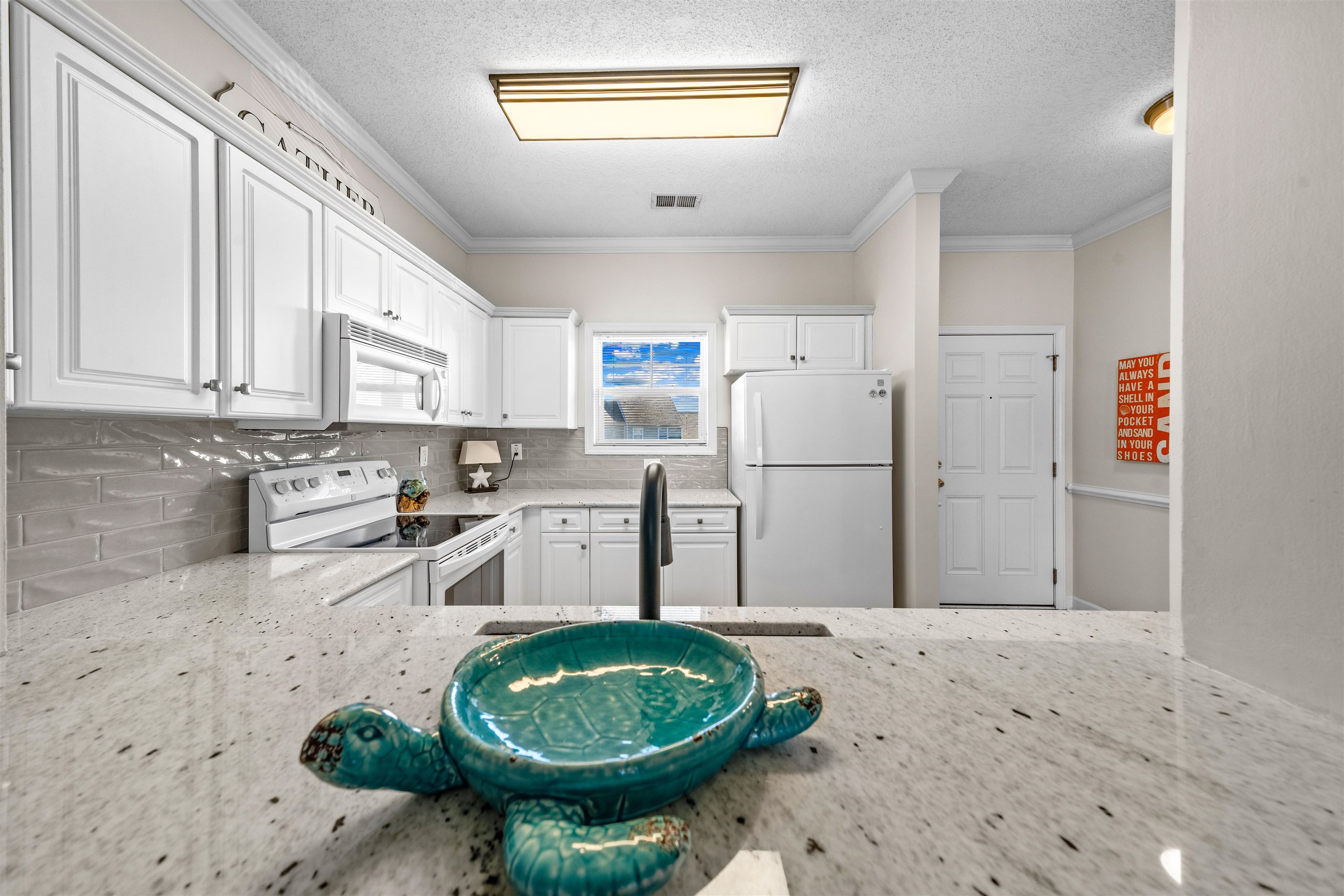 500 Wickham Dr. Property Photo 13