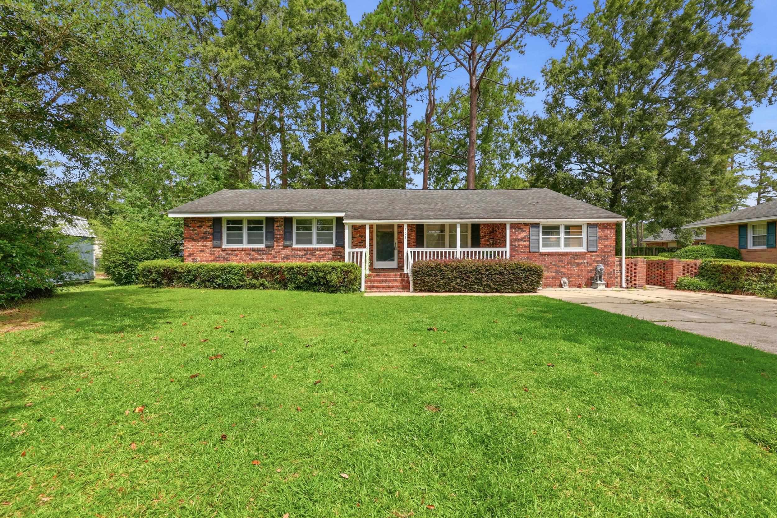 504 Danner Dr. Property Photo 1