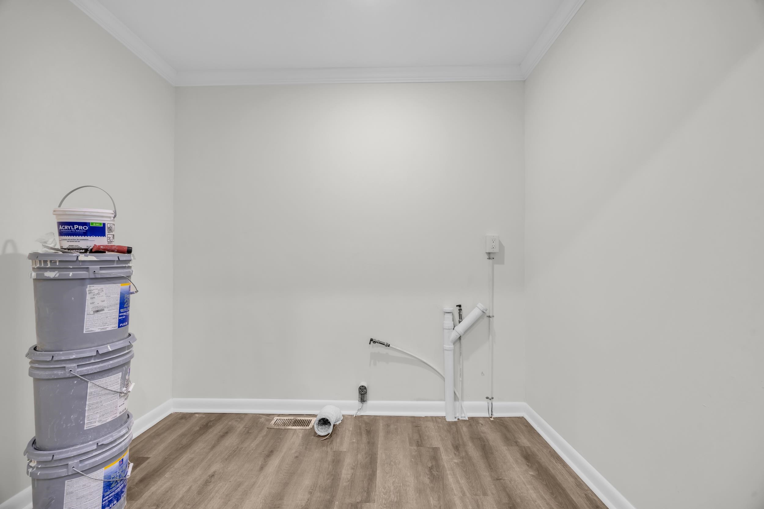 504 Danner Dr. Property Photo 10