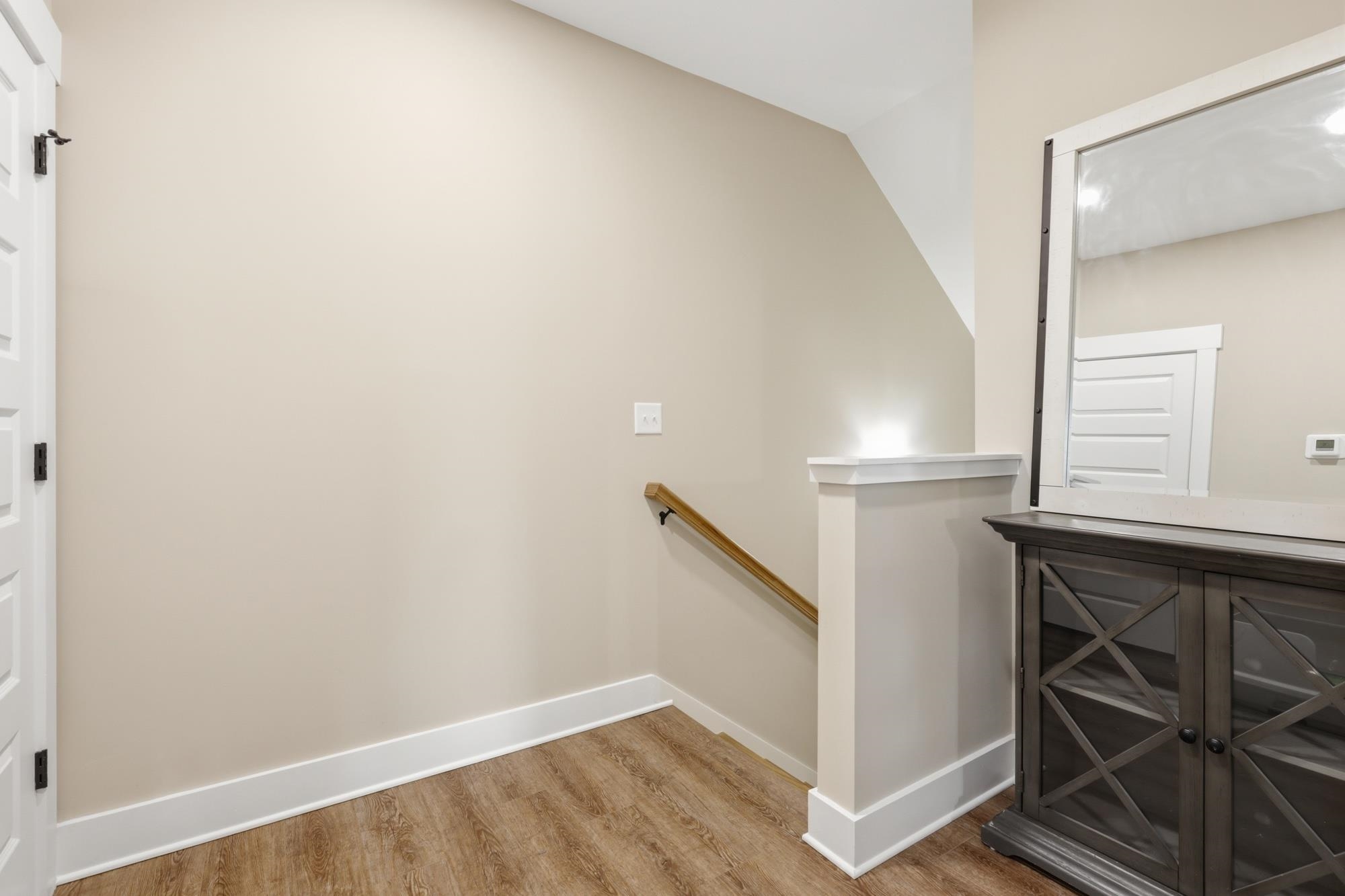 2487 Long Ave. Property Photo 30