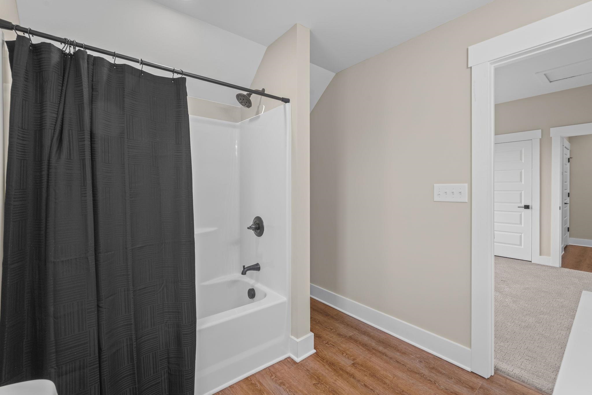 2487 Long Ave. Property Photo 31