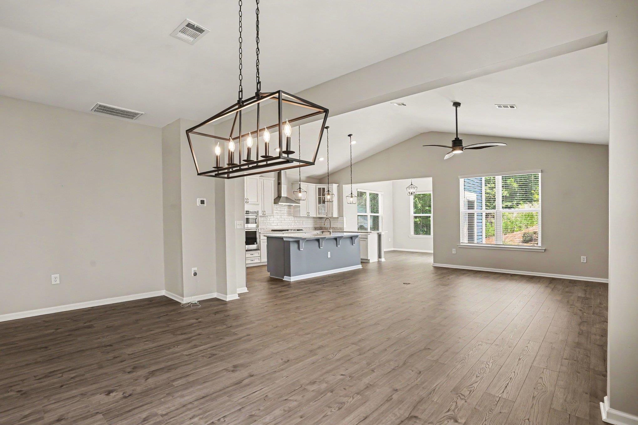 5008 Sassari Ct Property Photo 6