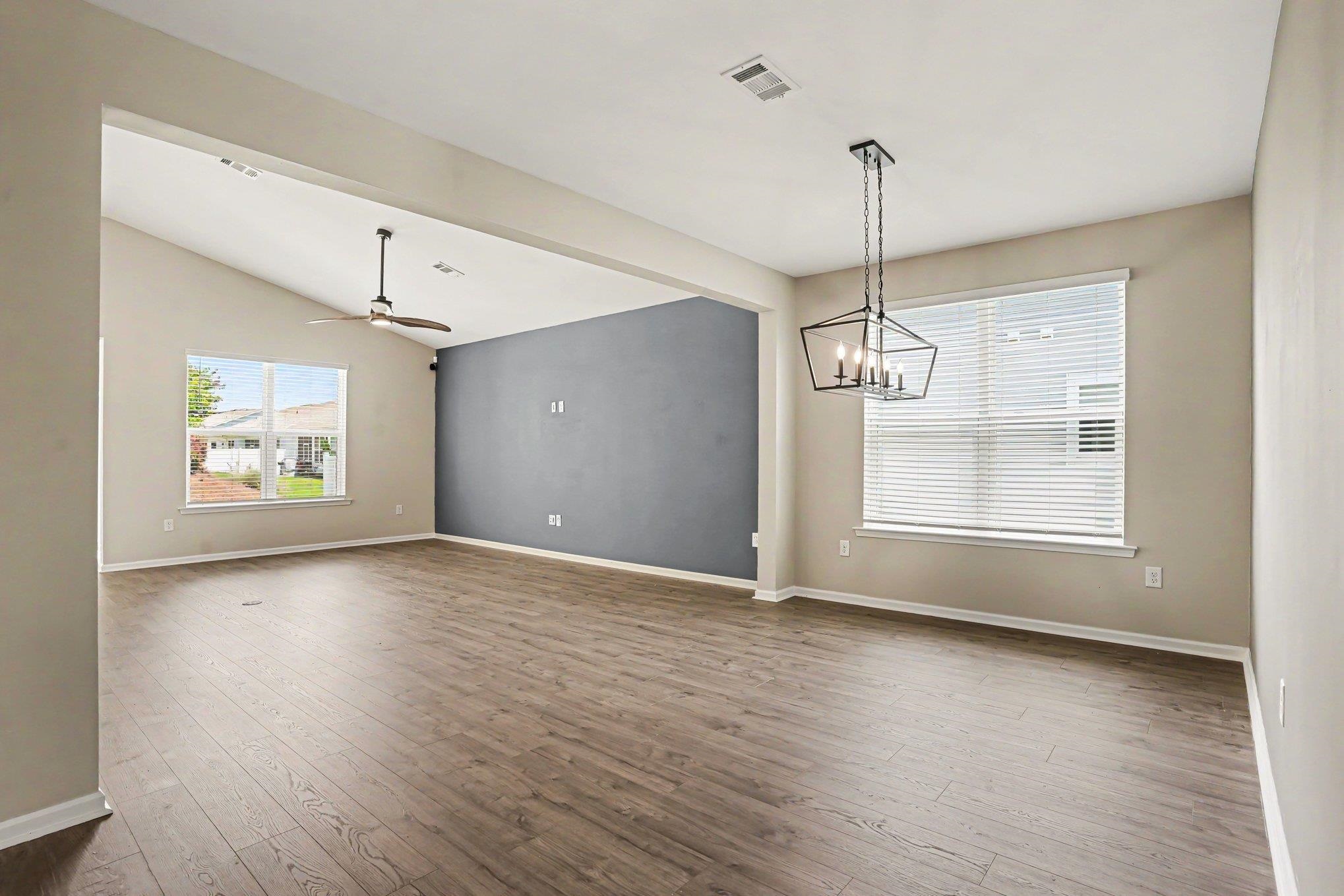 5008 Sassari Ct Property Photo 7
