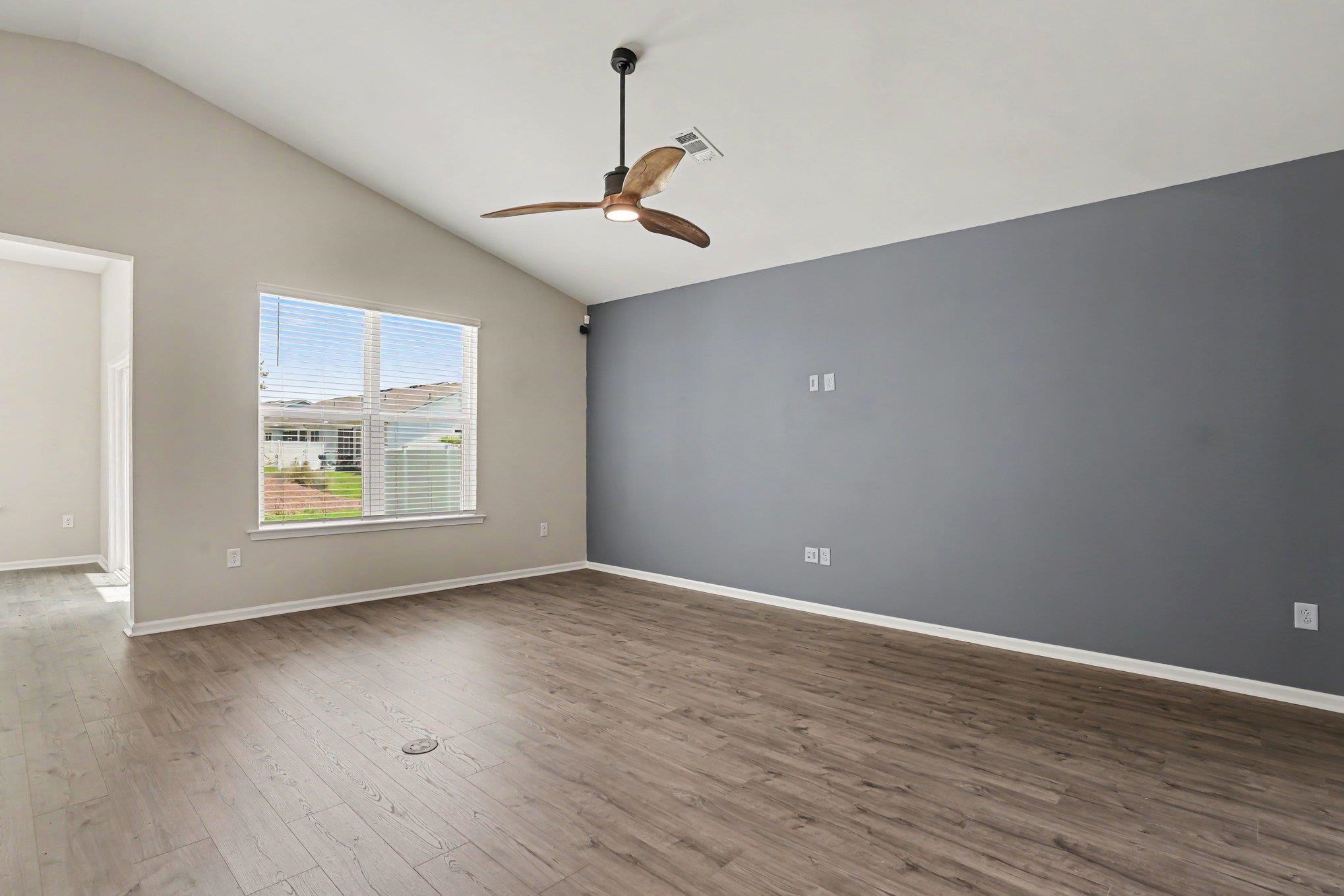 5008 Sassari Ct Property Photo 8
