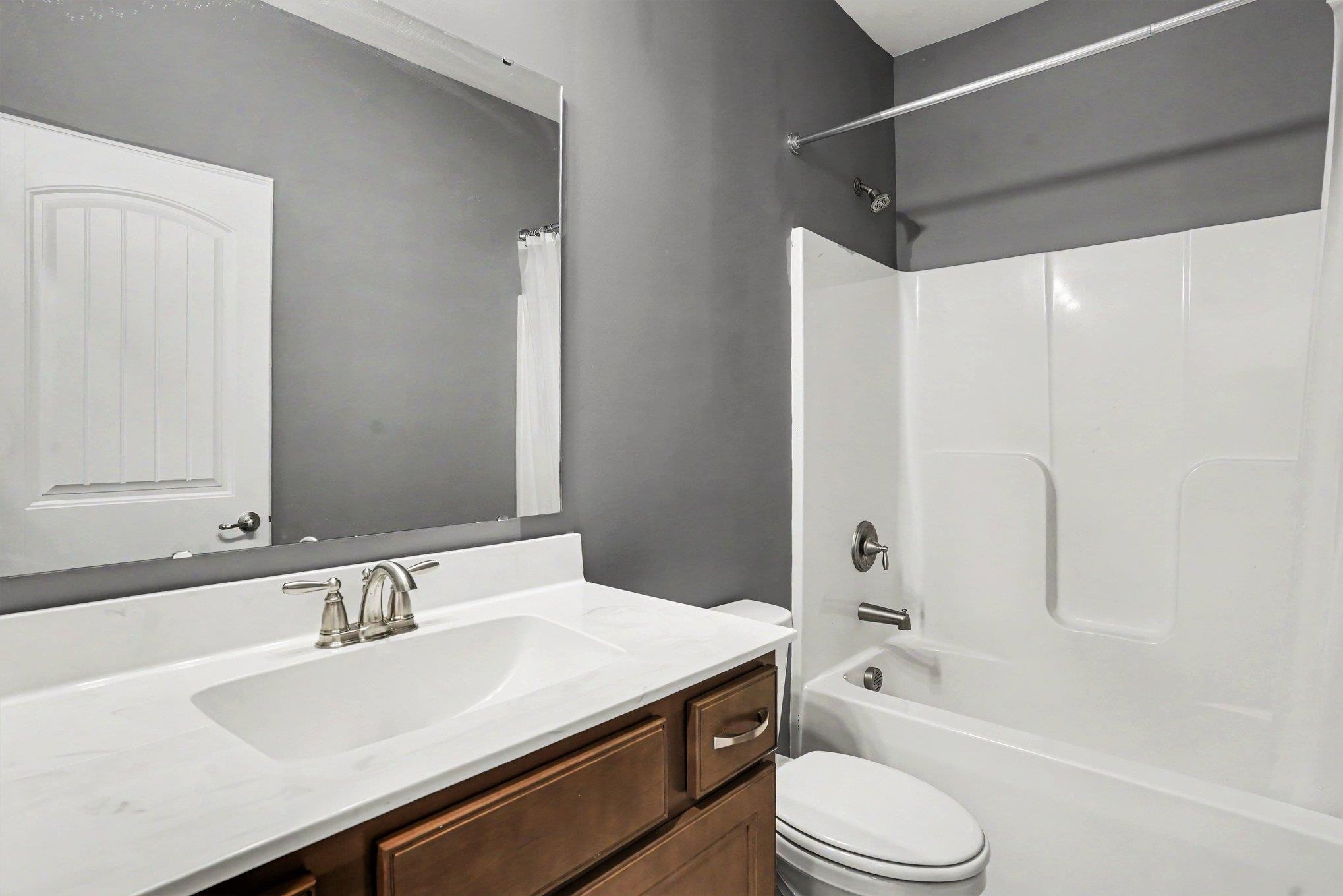 5008 Sassari Ct Property Photo 27
