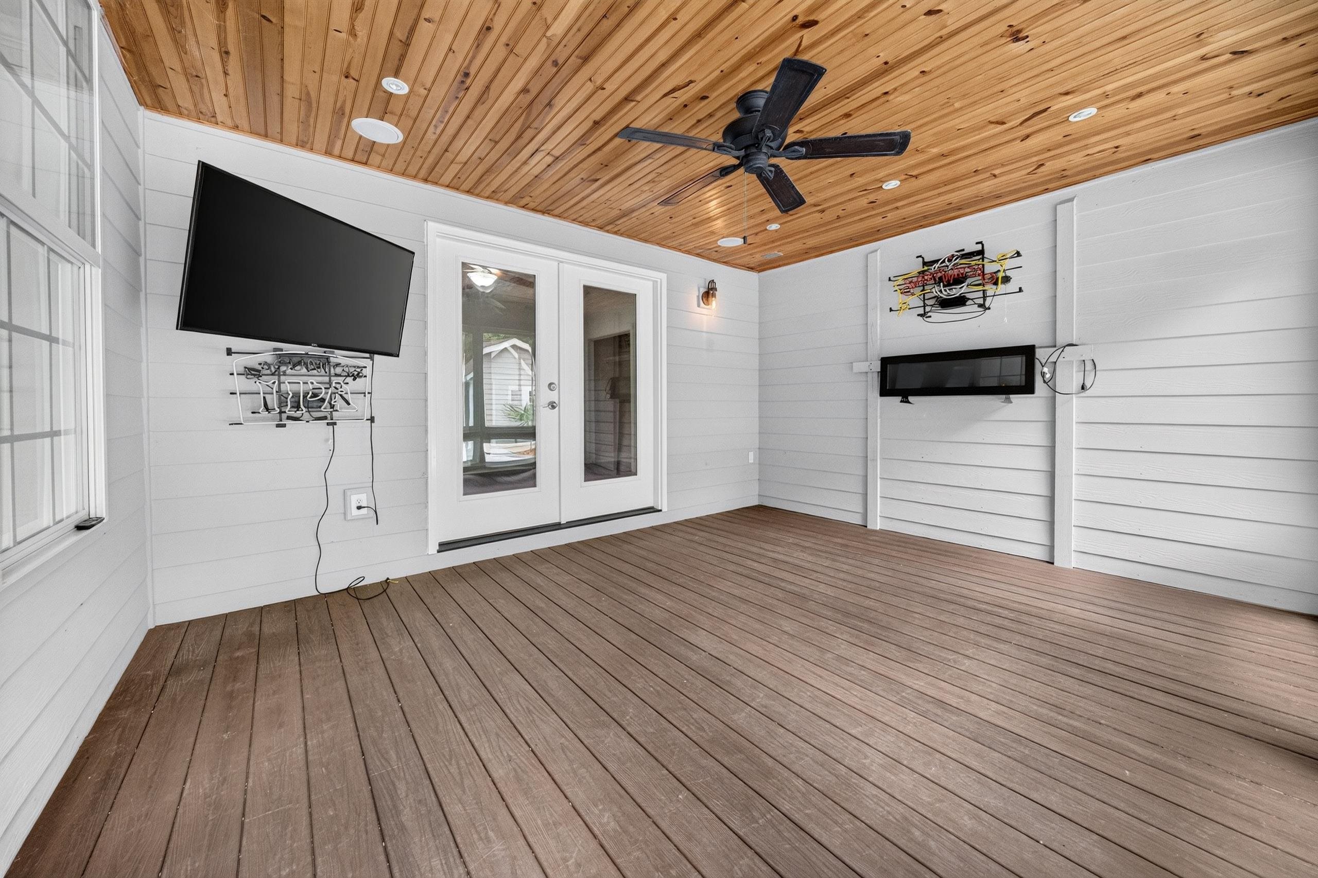 1220 Crooked Oak Dr. Property Photo 34