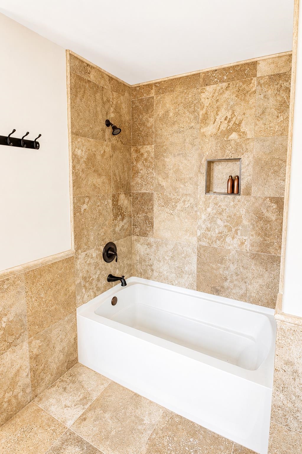 969 Bluffview Dr. Property Photo 40