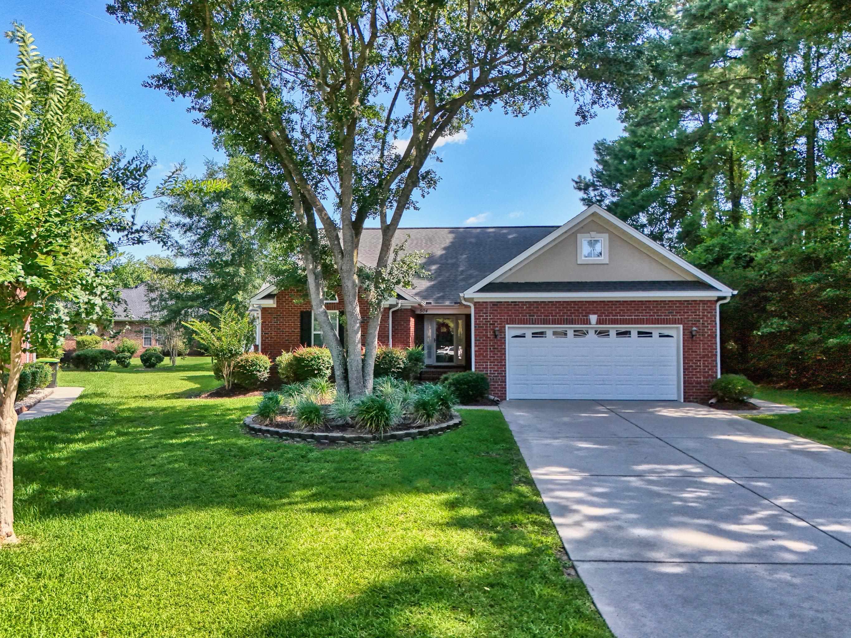 504 Harrington Ct. Property Photo 1