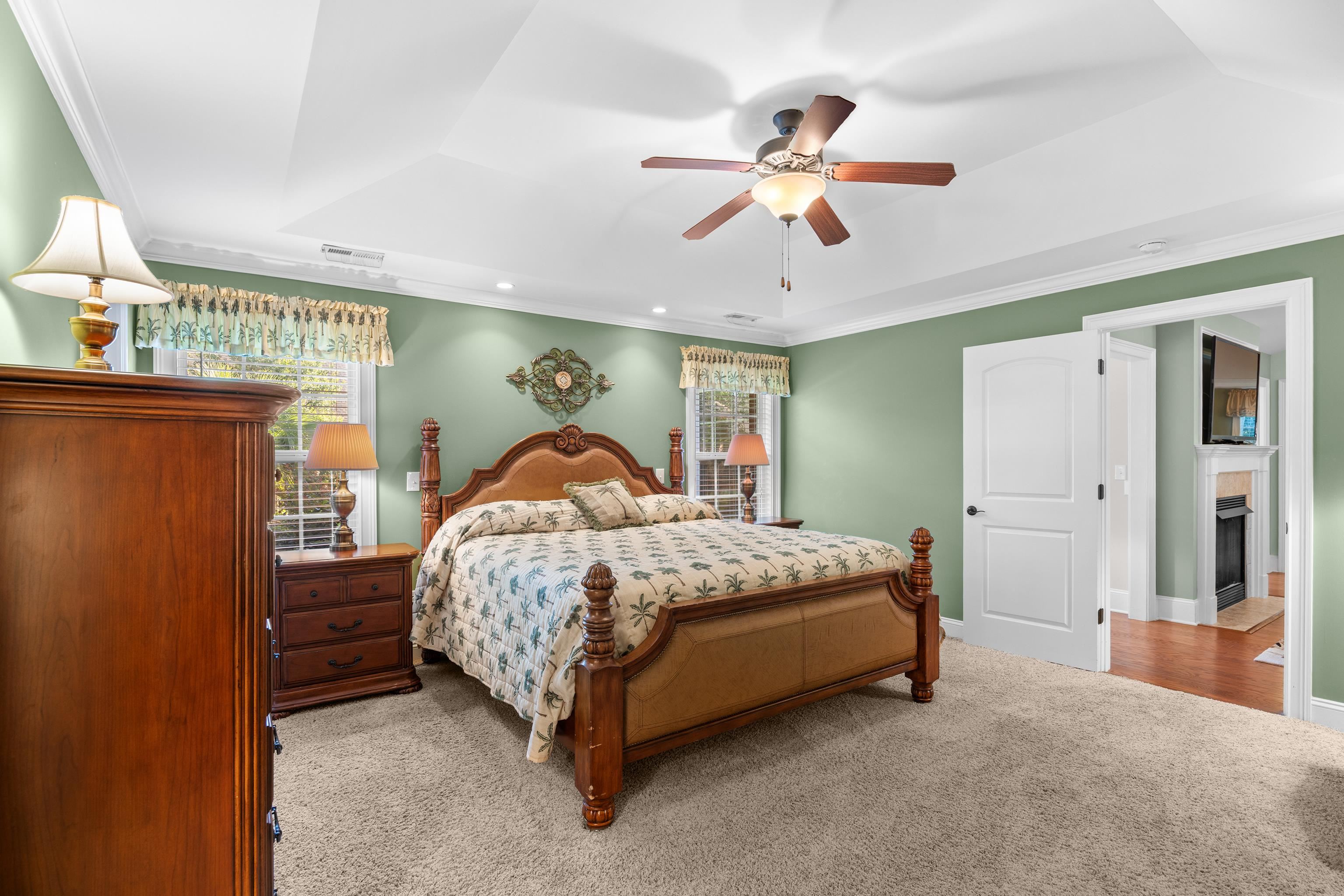 504 Harrington Ct. Property Photo 14