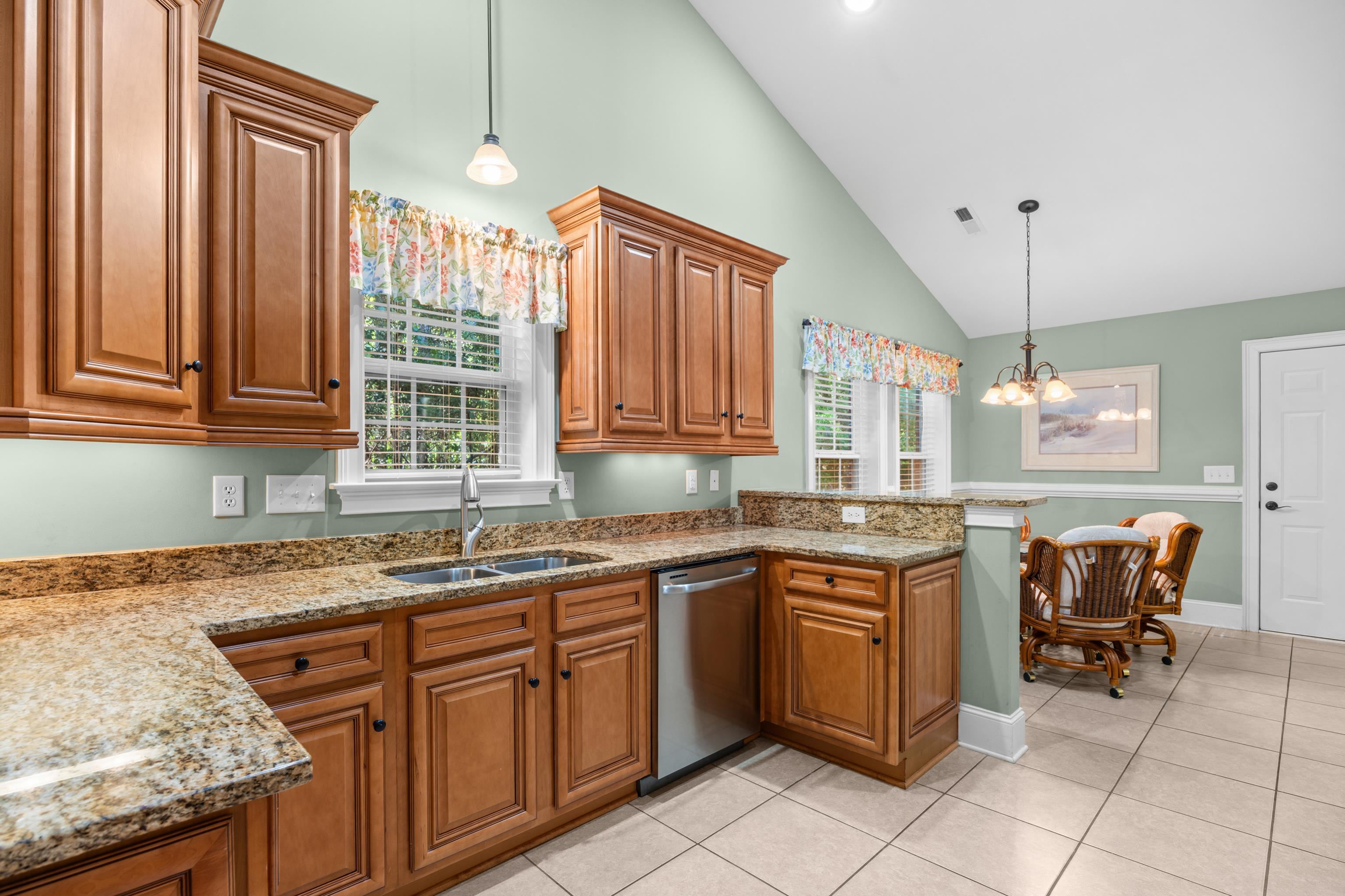 504 Harrington Ct. Property Photo 22