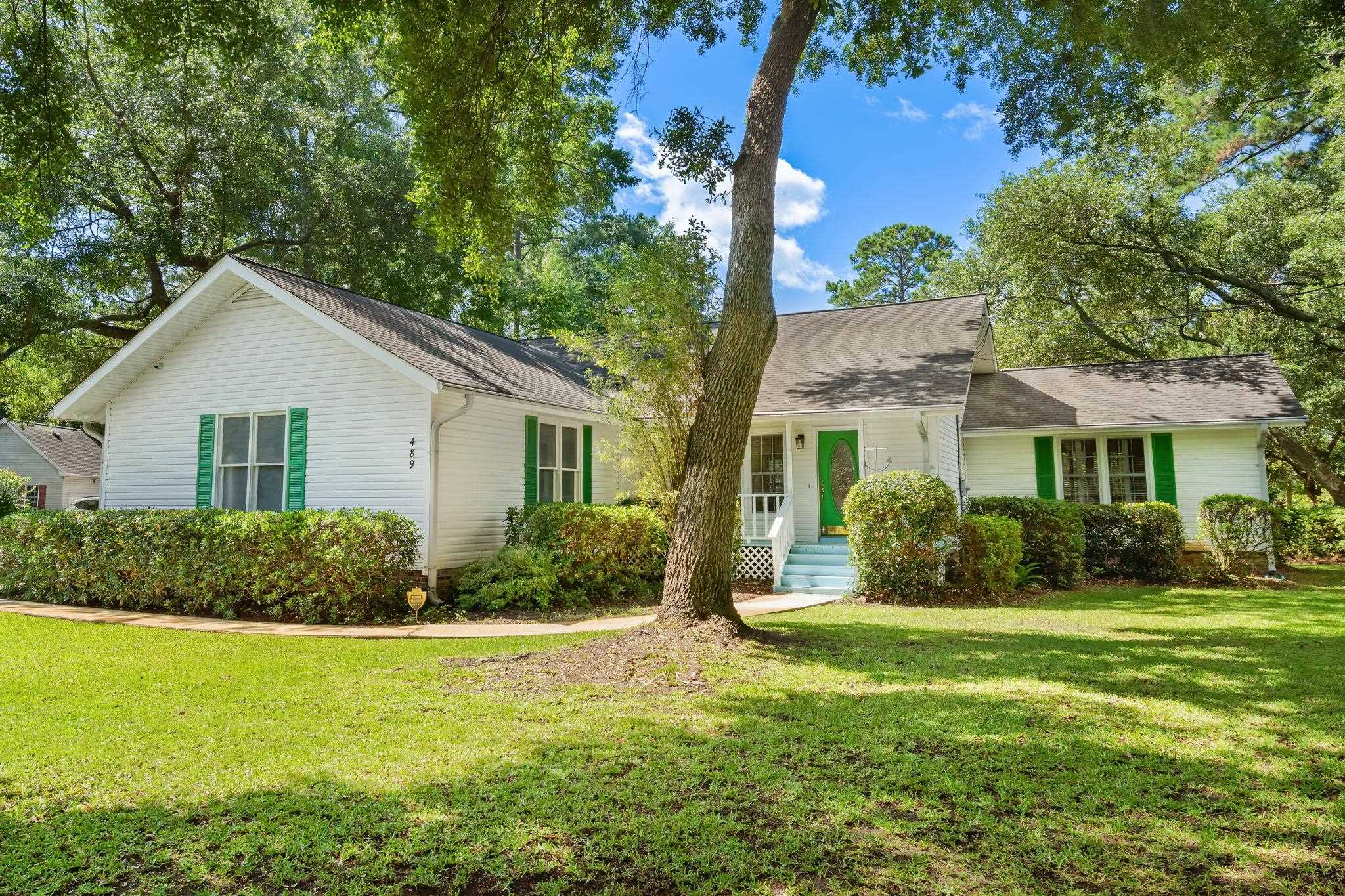 489 Crooked Oak Dr. Property Photo 1