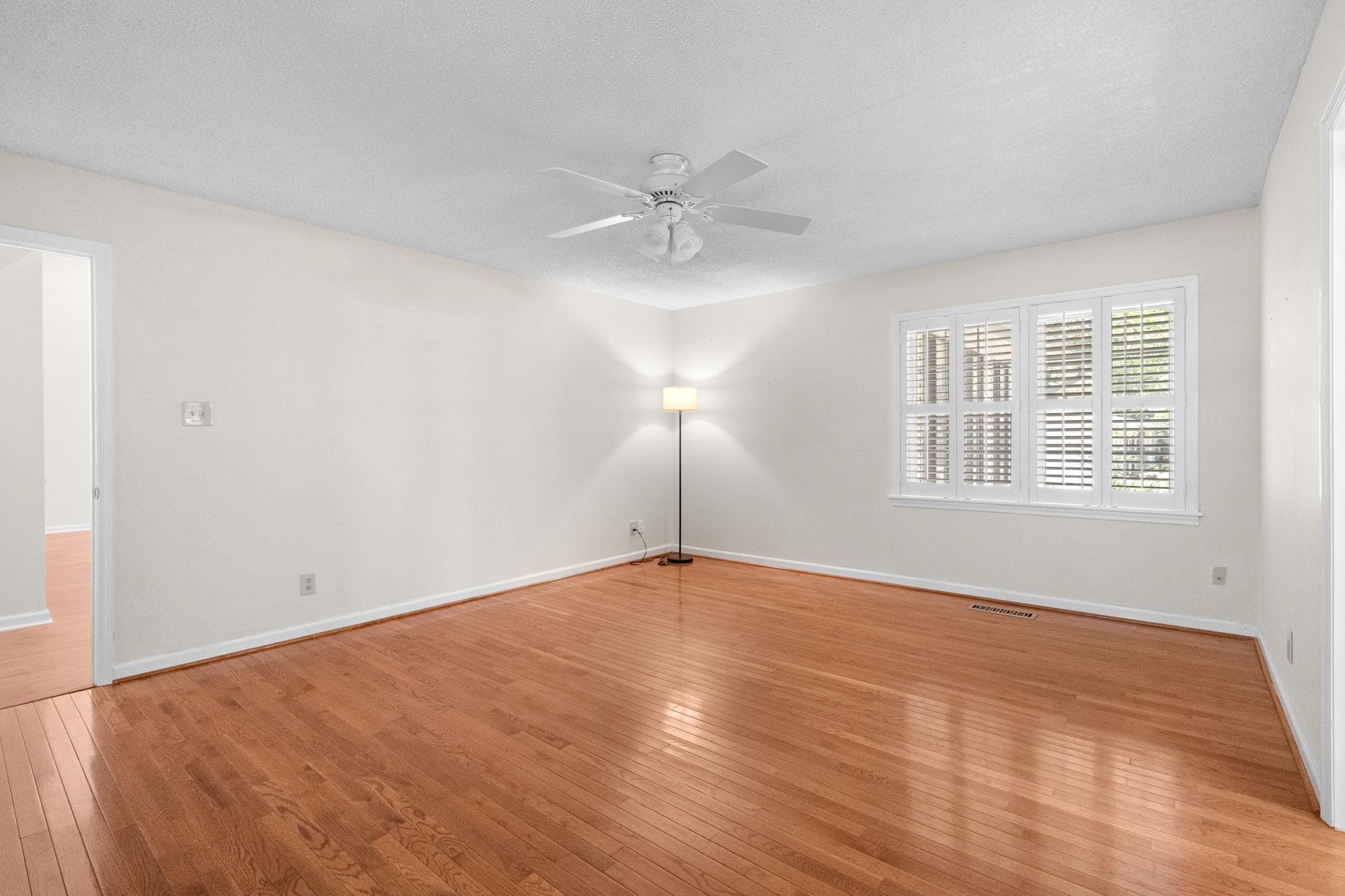 489 Crooked Oak Dr. Property Photo 25