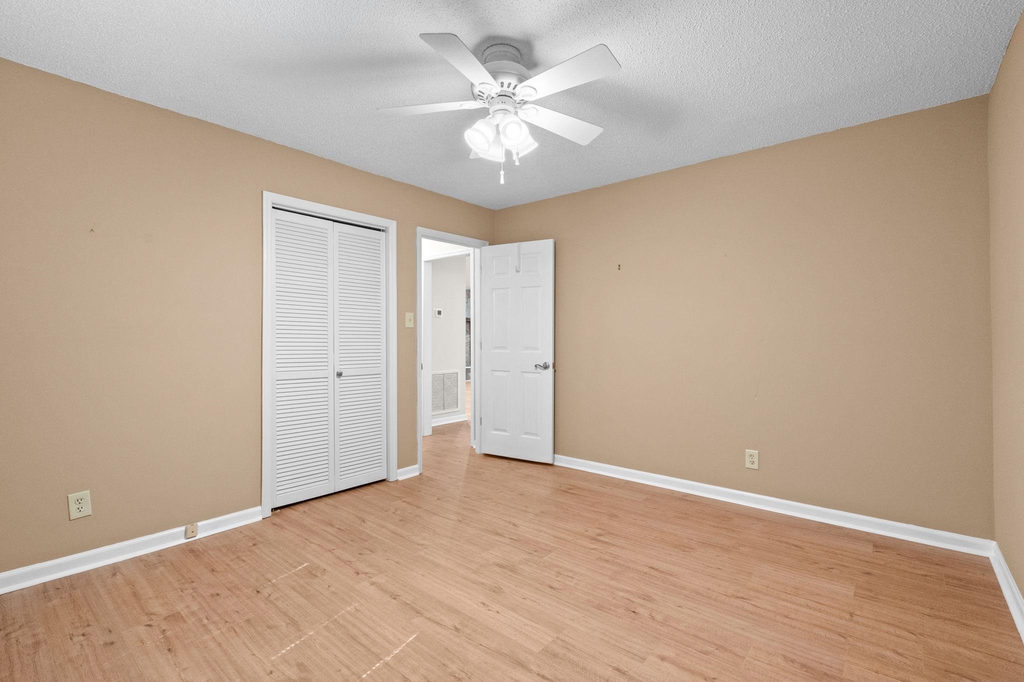 489 Crooked Oak Dr. Property Photo 32