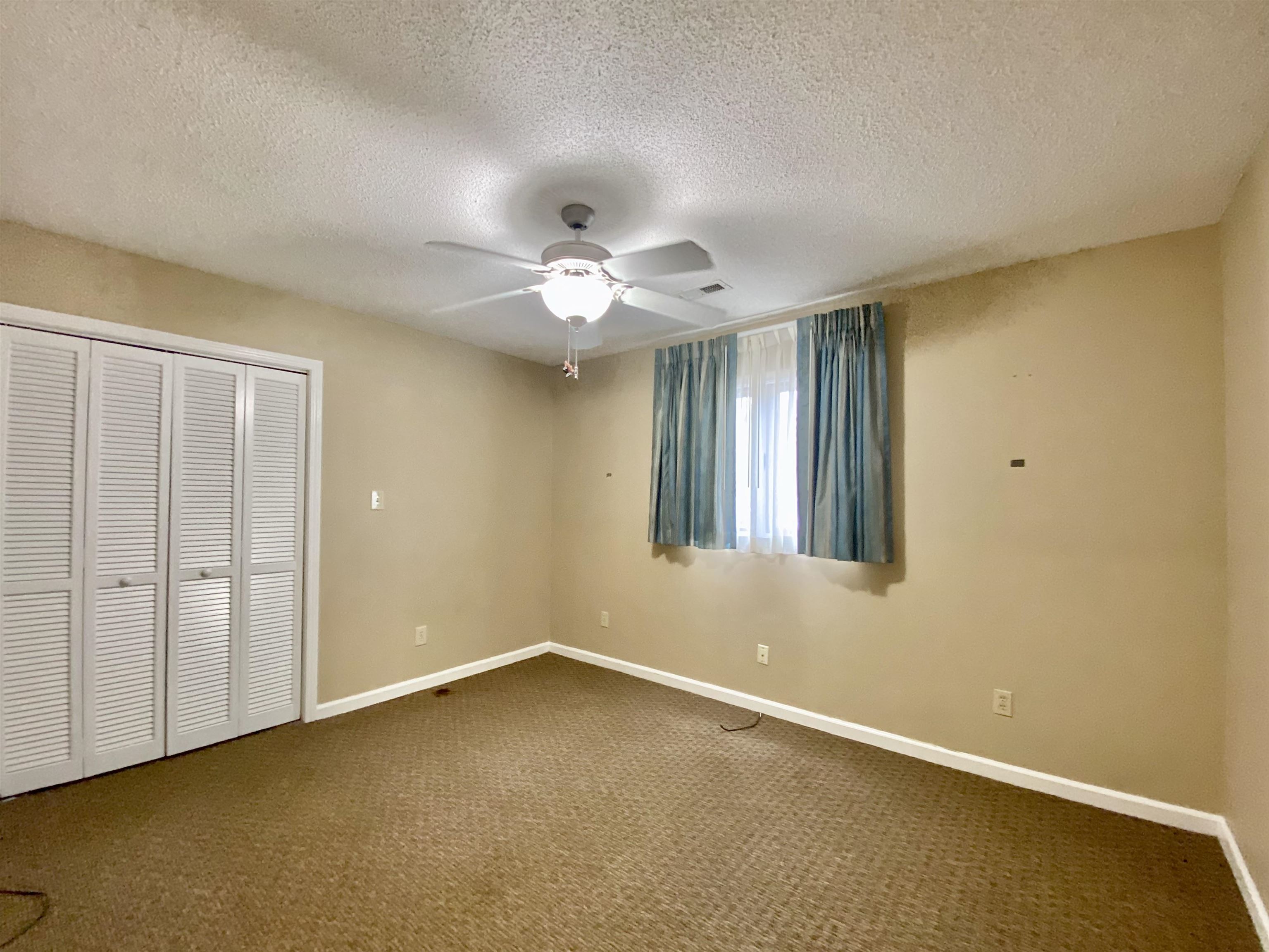 206 Double Eagle Dr. Property Photo 27