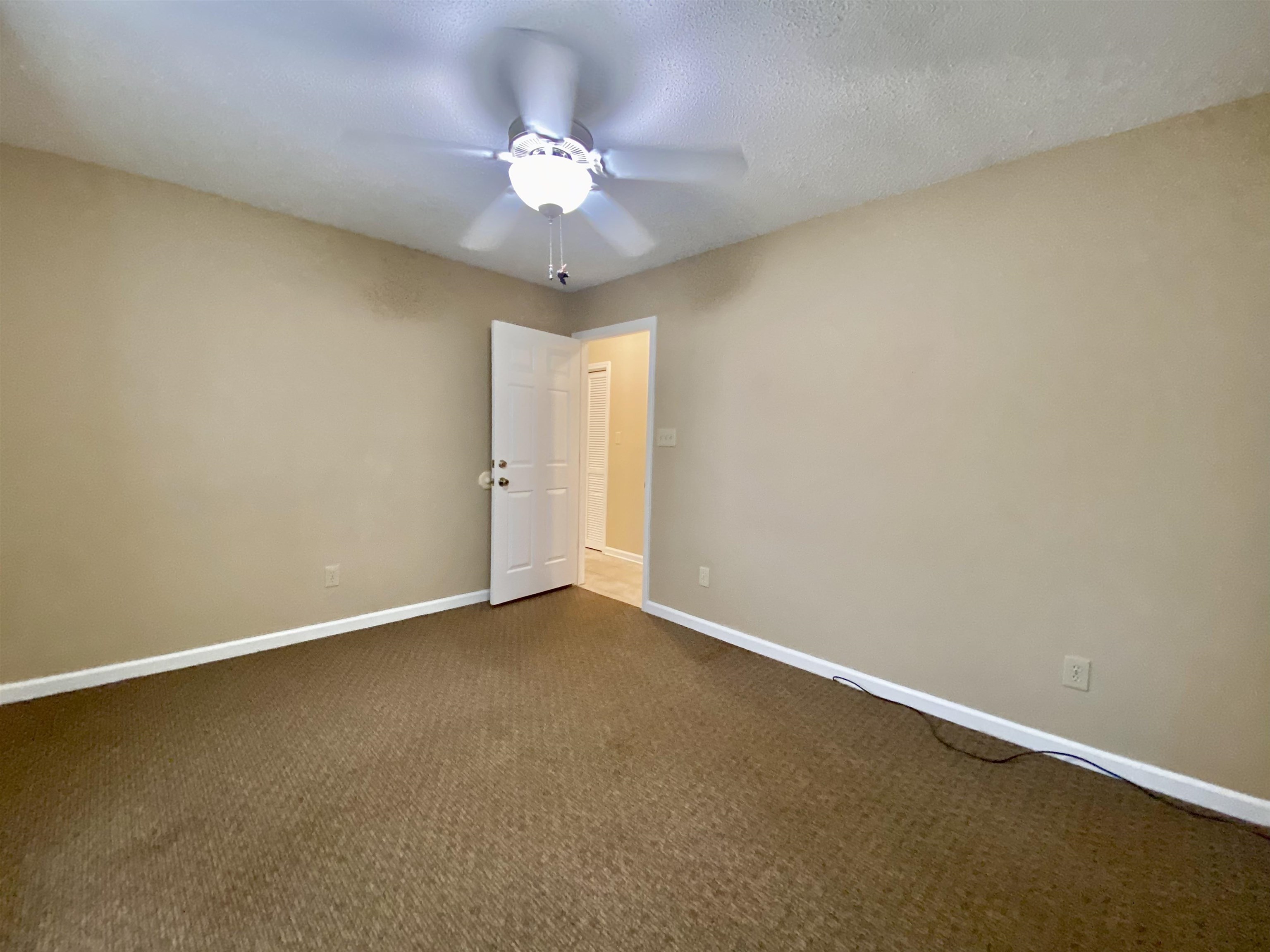 206 Double Eagle Dr. Property Photo 28
