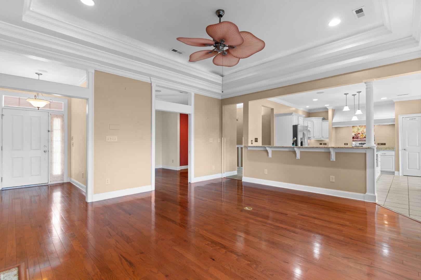 2793 Sanctuary Blvd. Property Photo 8