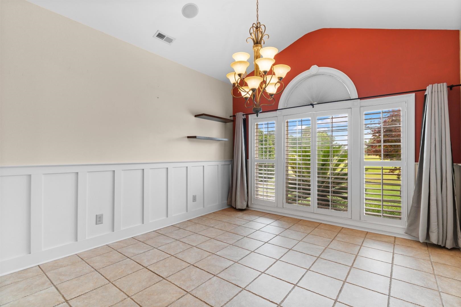 2793 Sanctuary Blvd. Property Photo 11