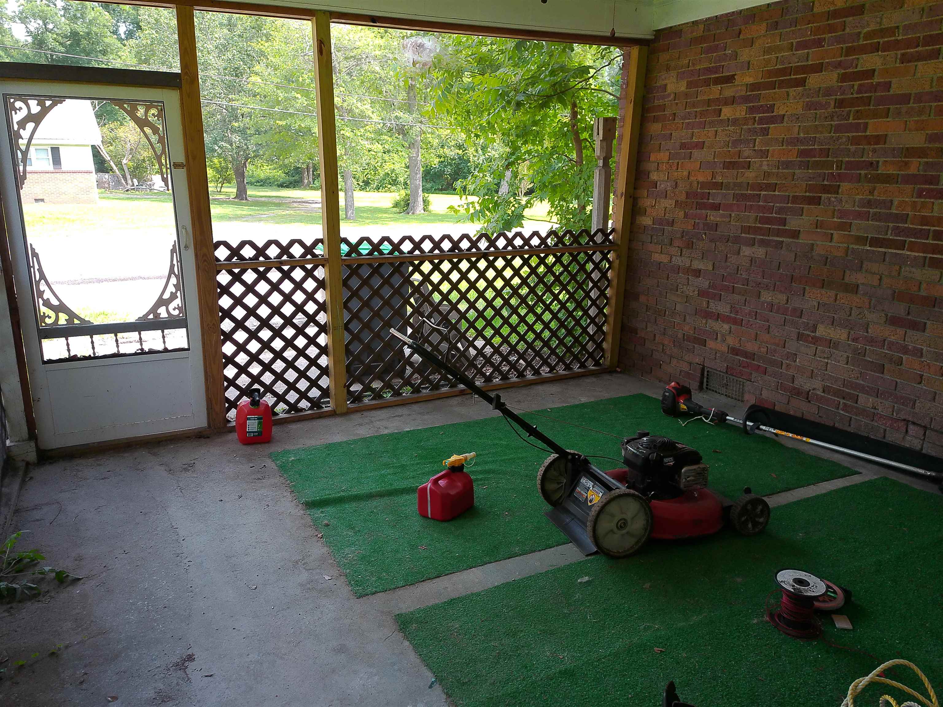 4389 Mcqueen St. Property Photo 39