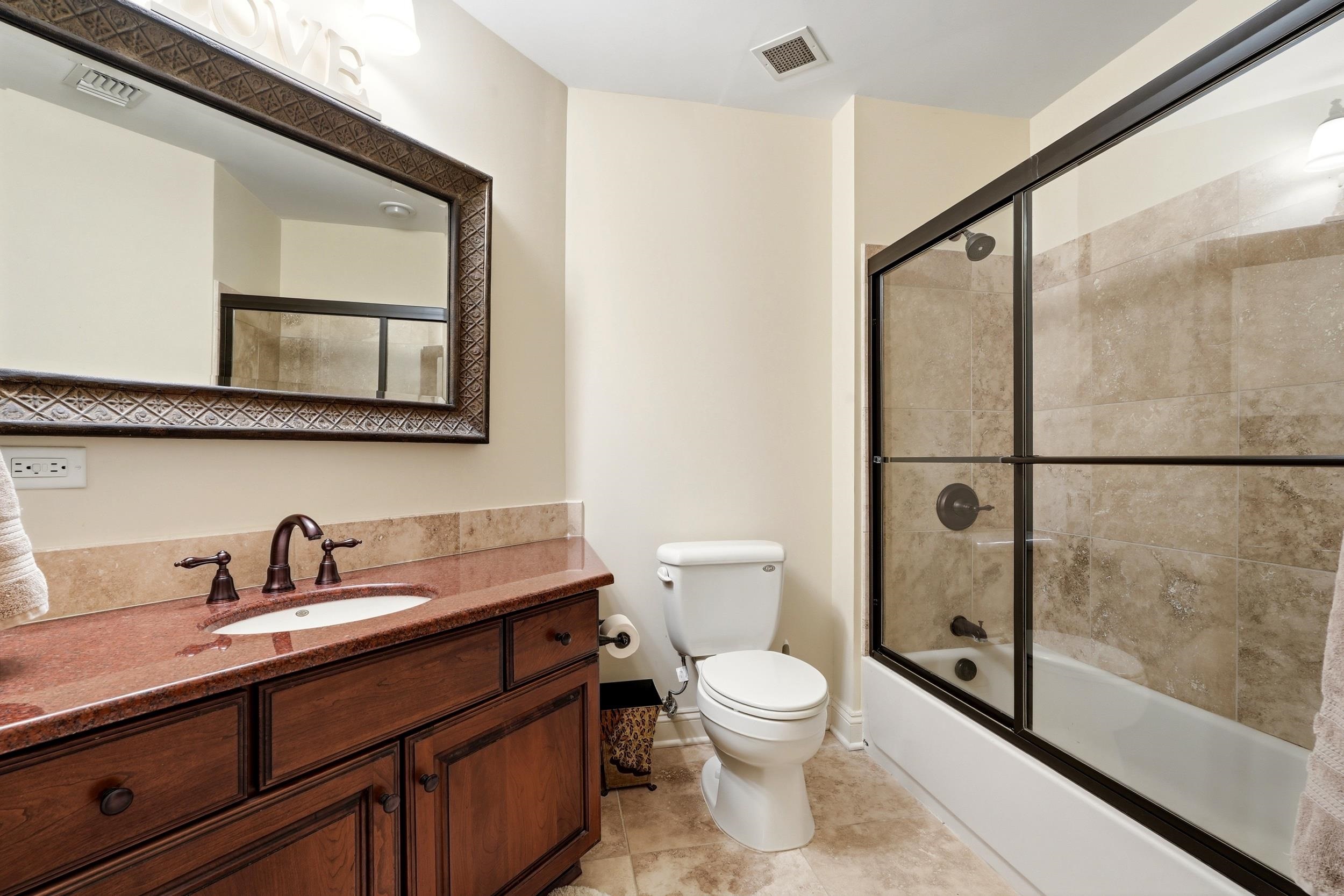 9547 Edgerton Dr. Property Photo 28