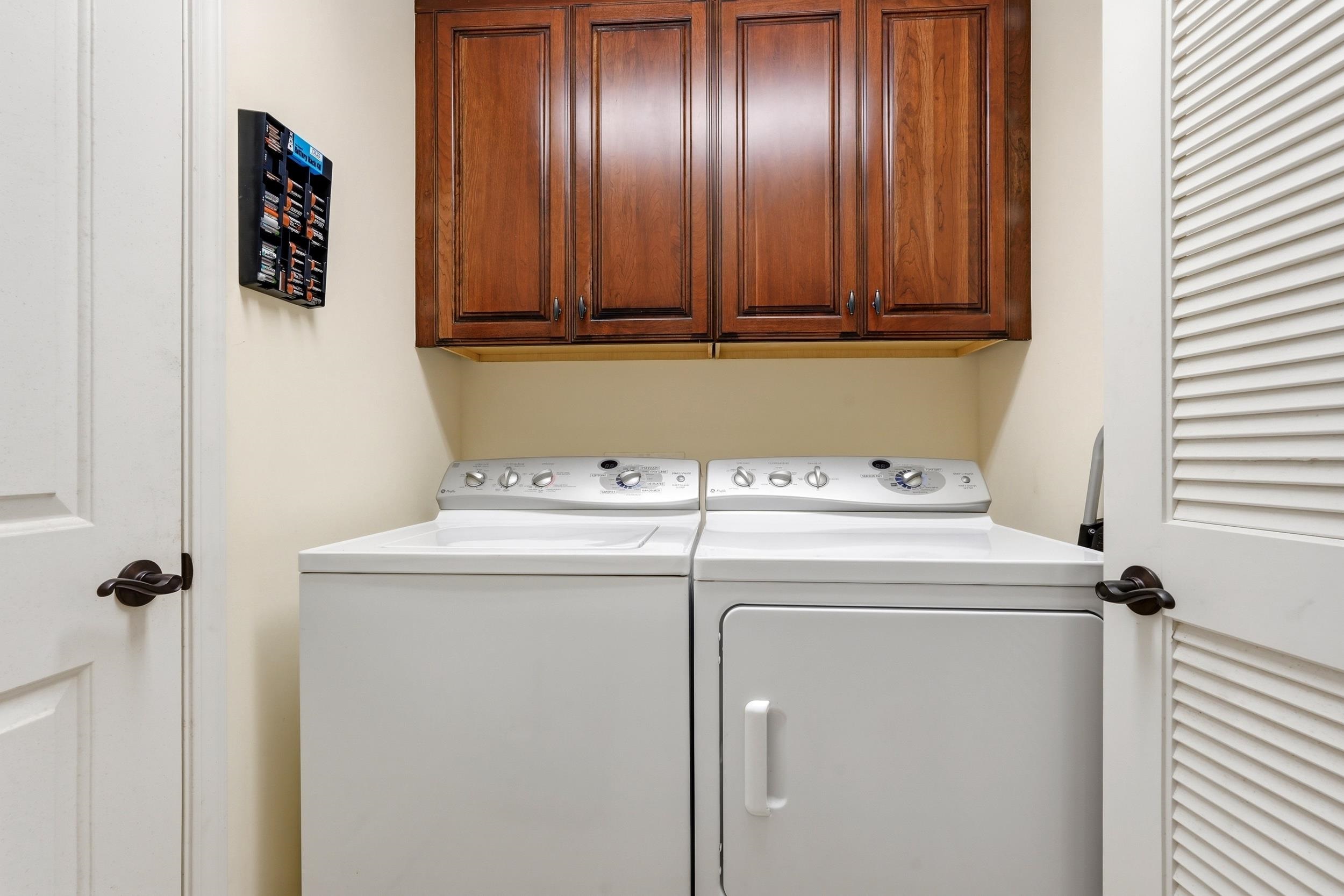 9547 Edgerton Dr. Property Photo 38