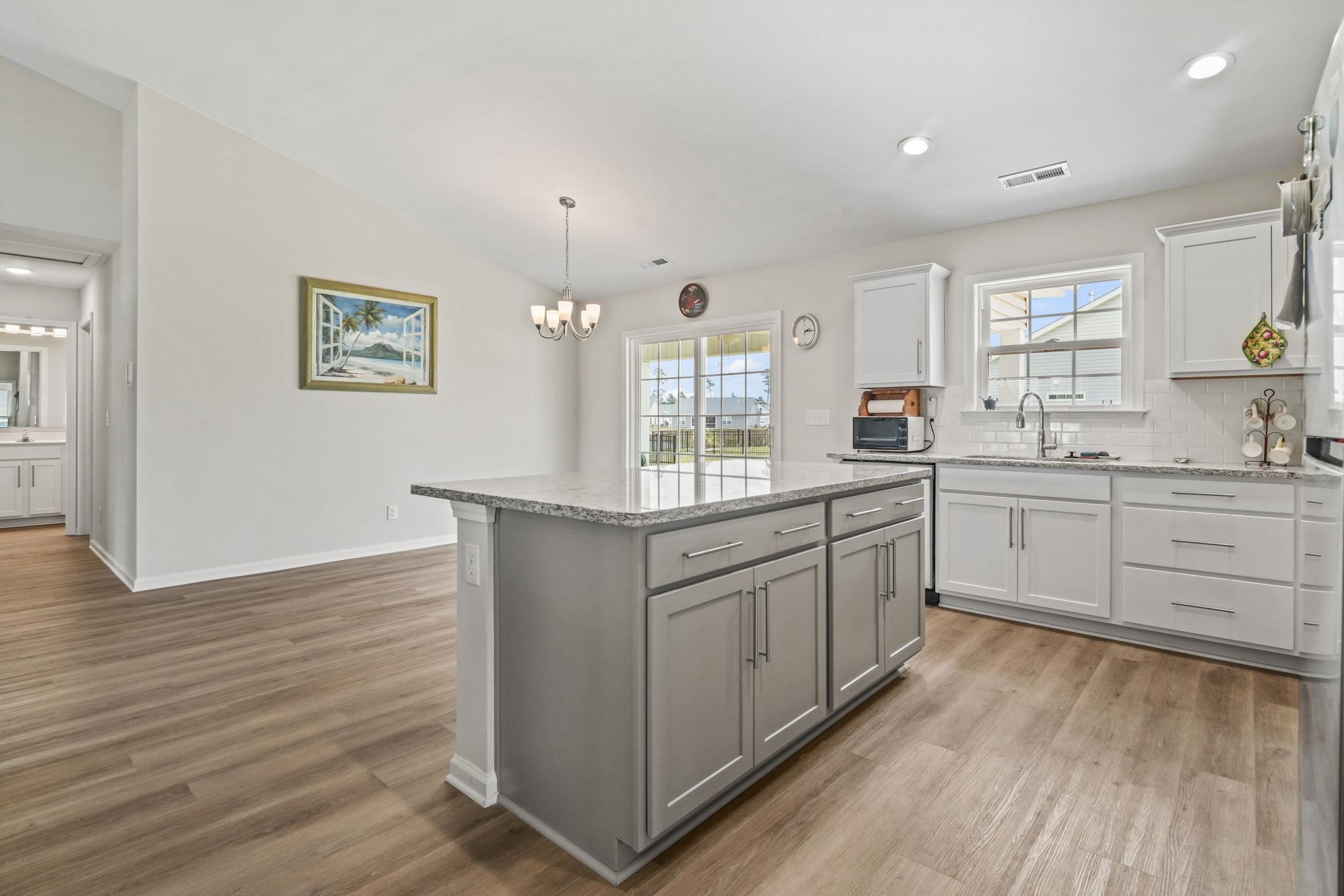 602 Lightwood Dr. Property Photo 14