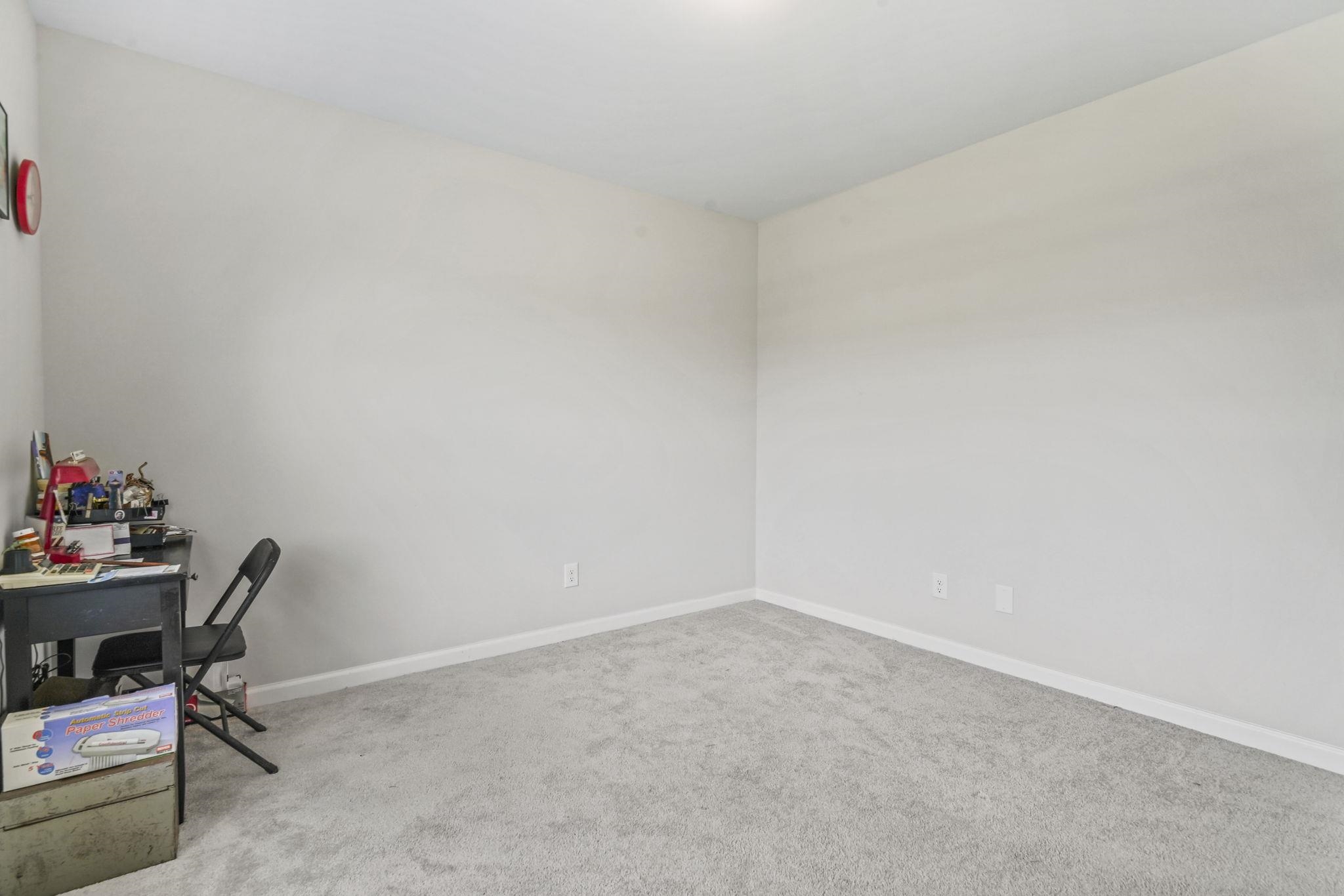 602 Lightwood Dr. Property Photo 28