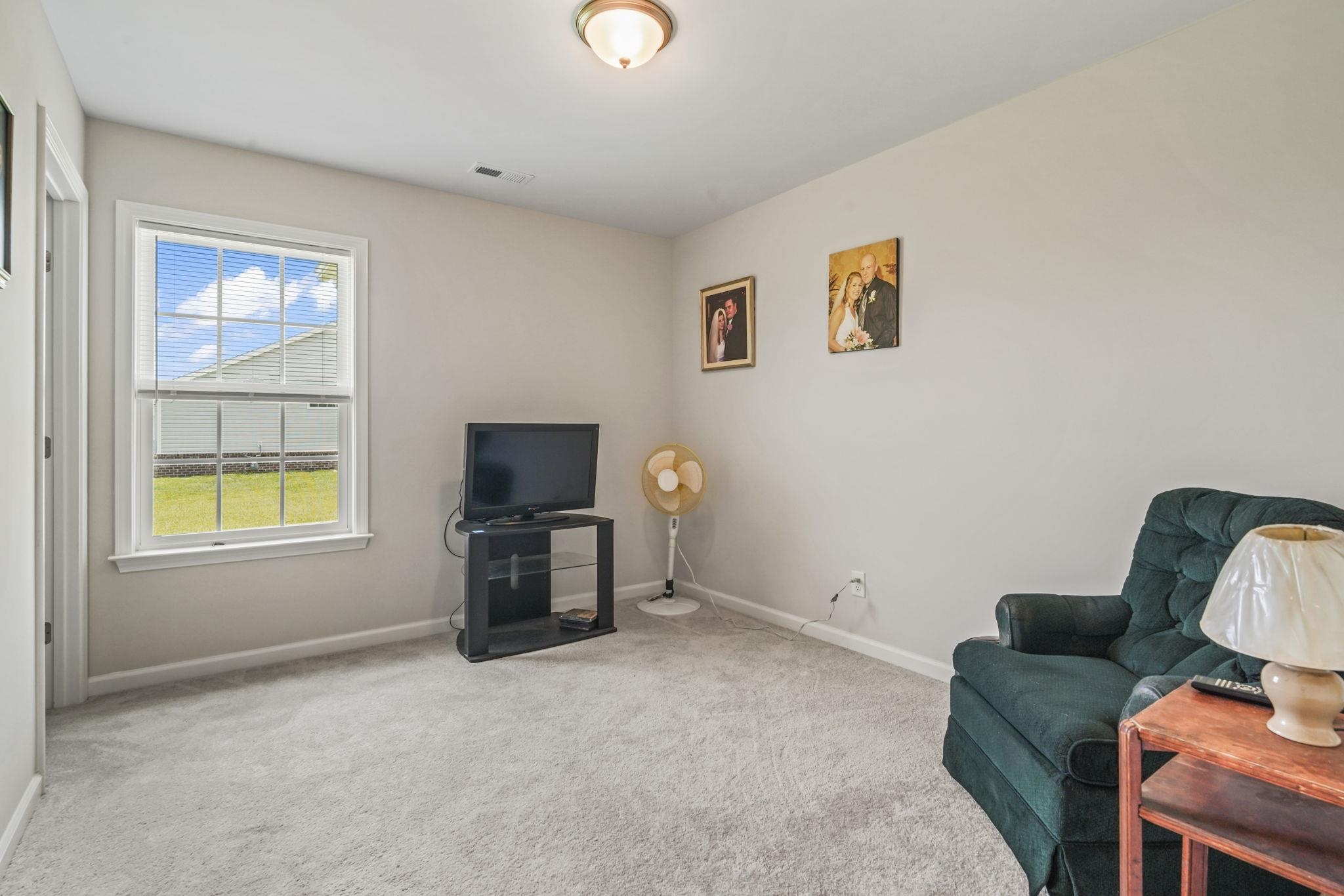 602 Lightwood Dr. Property Photo 30