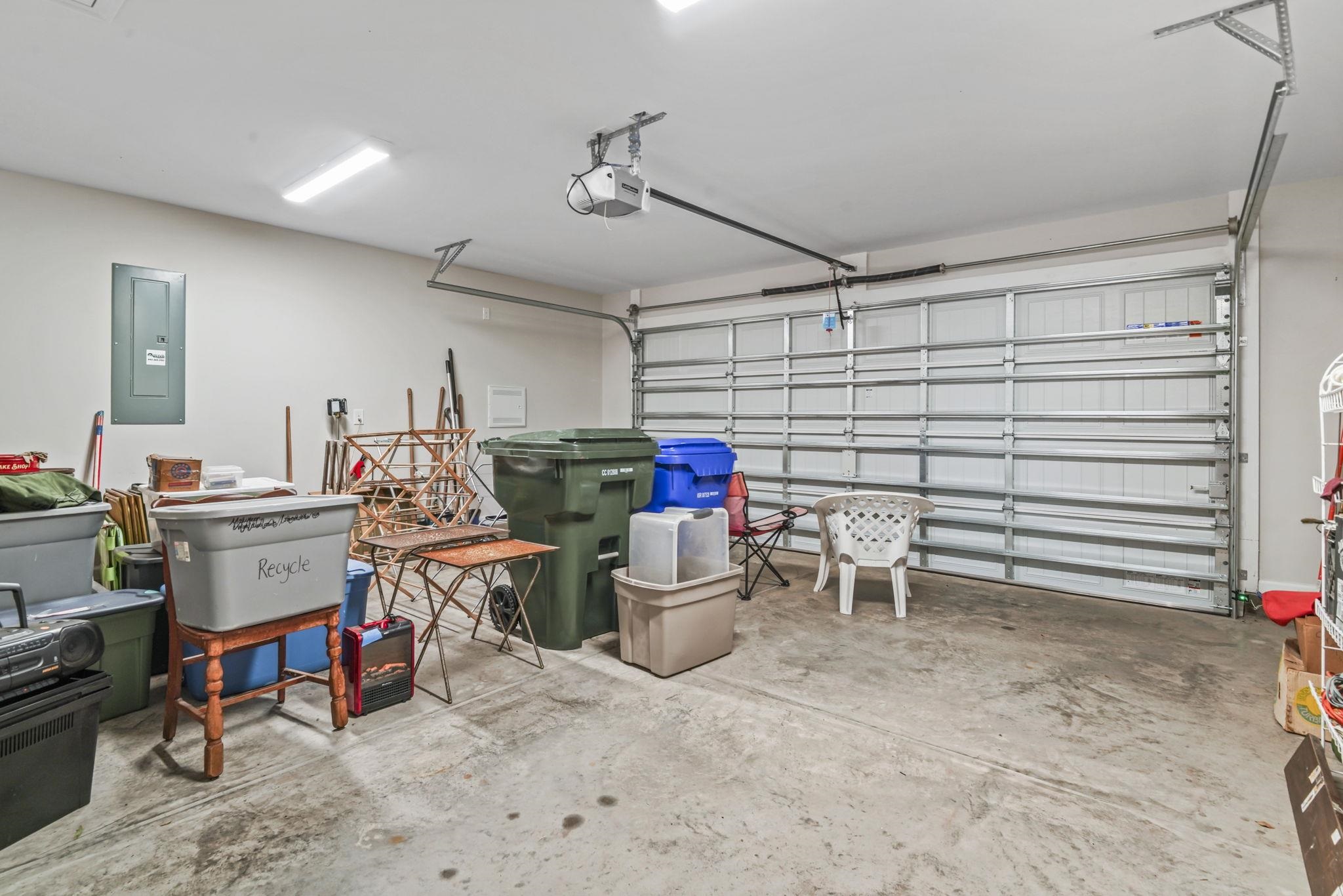 602 Lightwood Dr. Property Photo 34