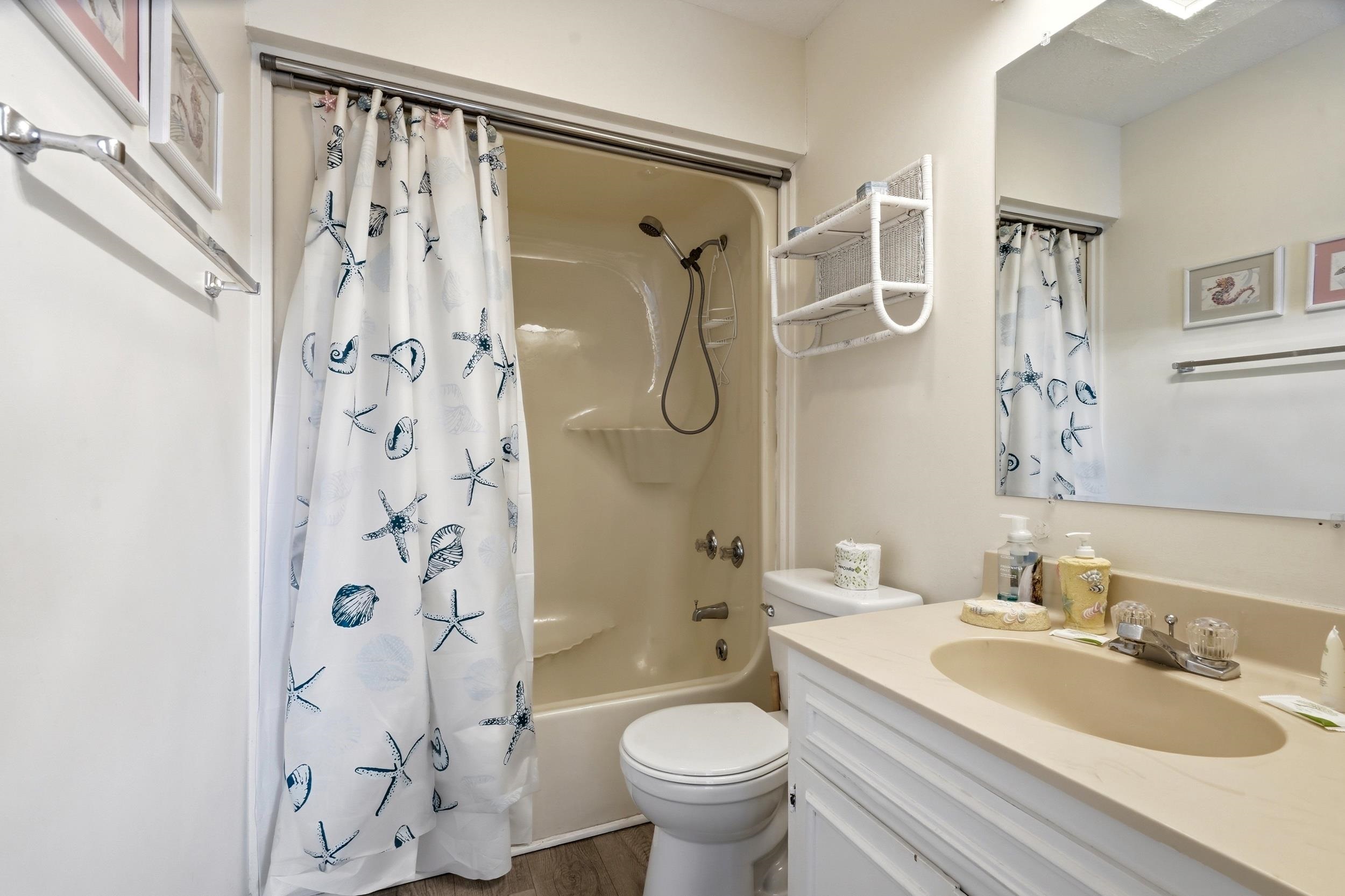 9621 Shore Dr. Property Photo 20