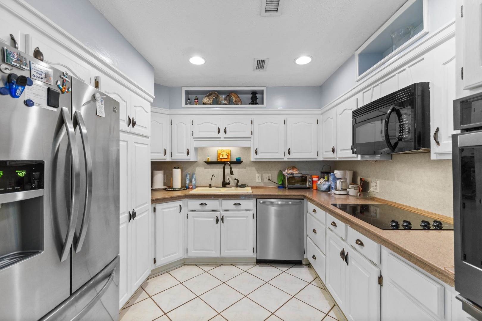 455 River Rd. Property Photo 4