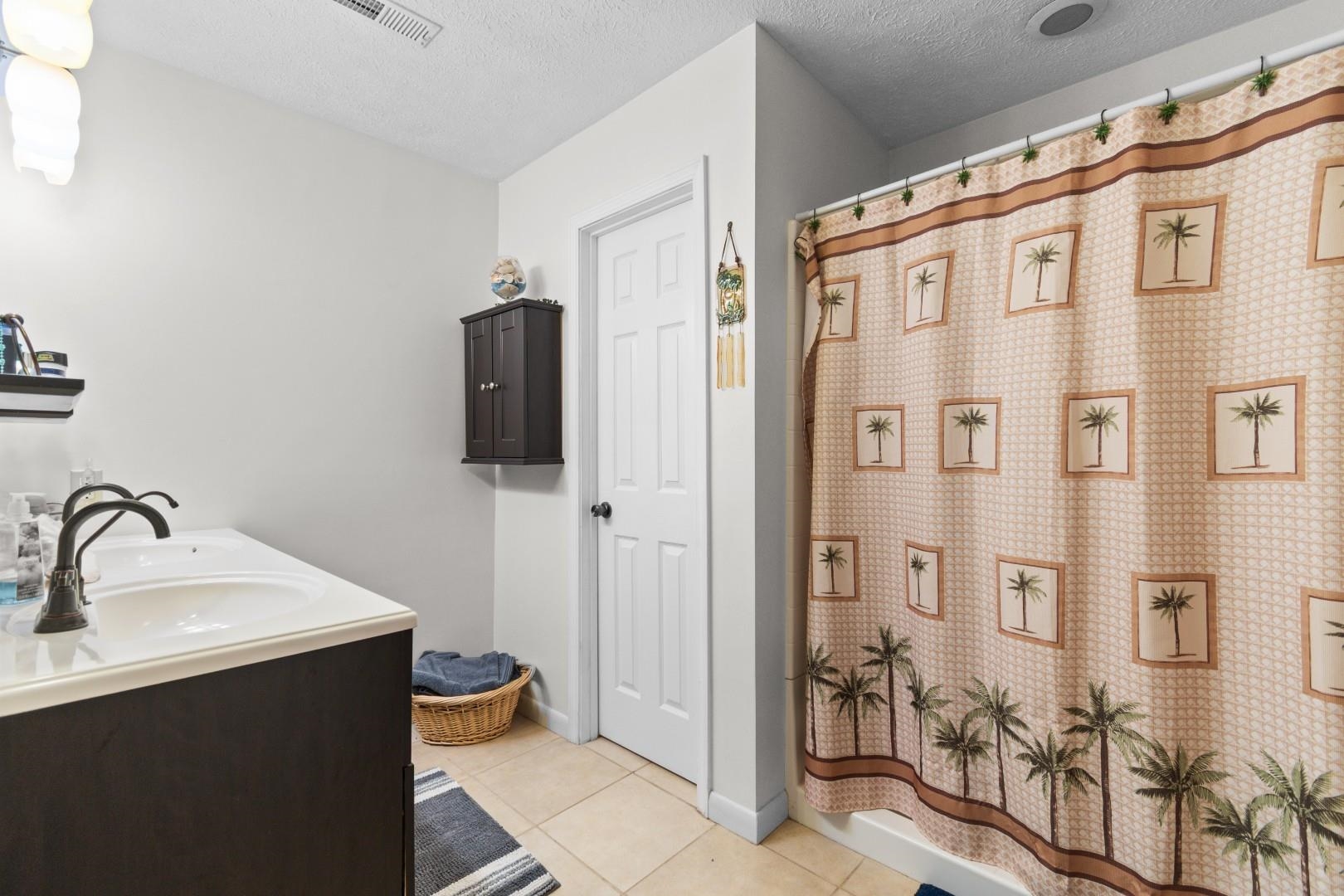 455 River Rd. Property Photo 18