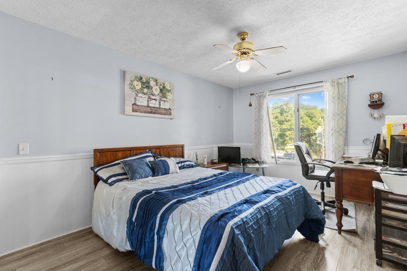 455 River Rd. Property Photo 20