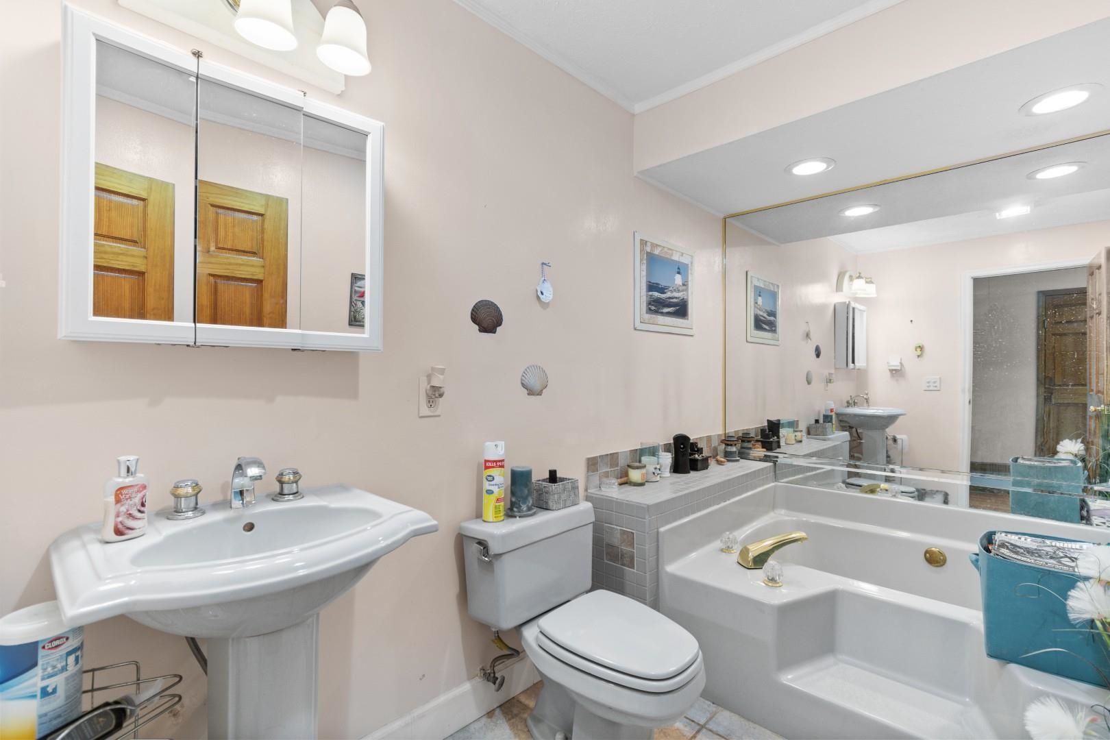 455 River Rd. Property Photo 23
