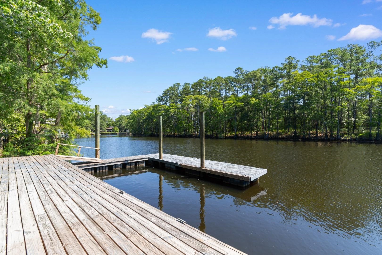 455 River Rd. Property Photo 32