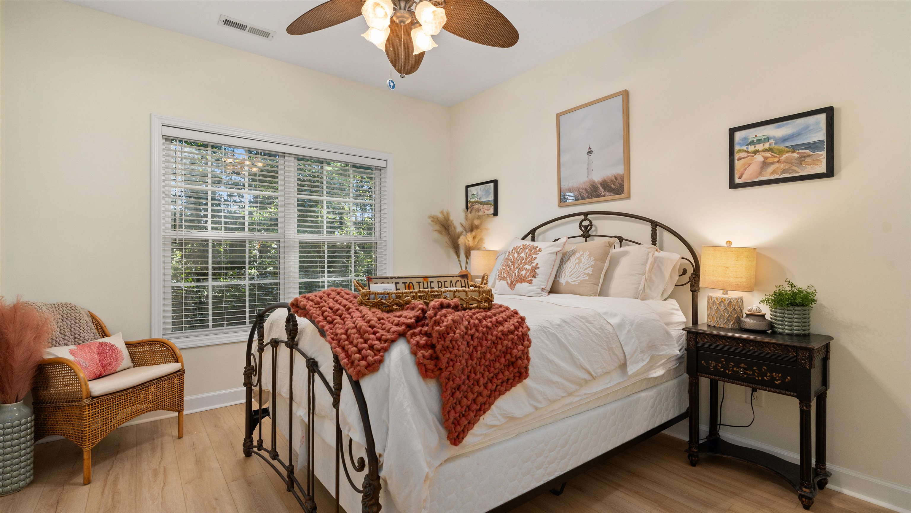 55 Seagrove Ct. Property Photo 16