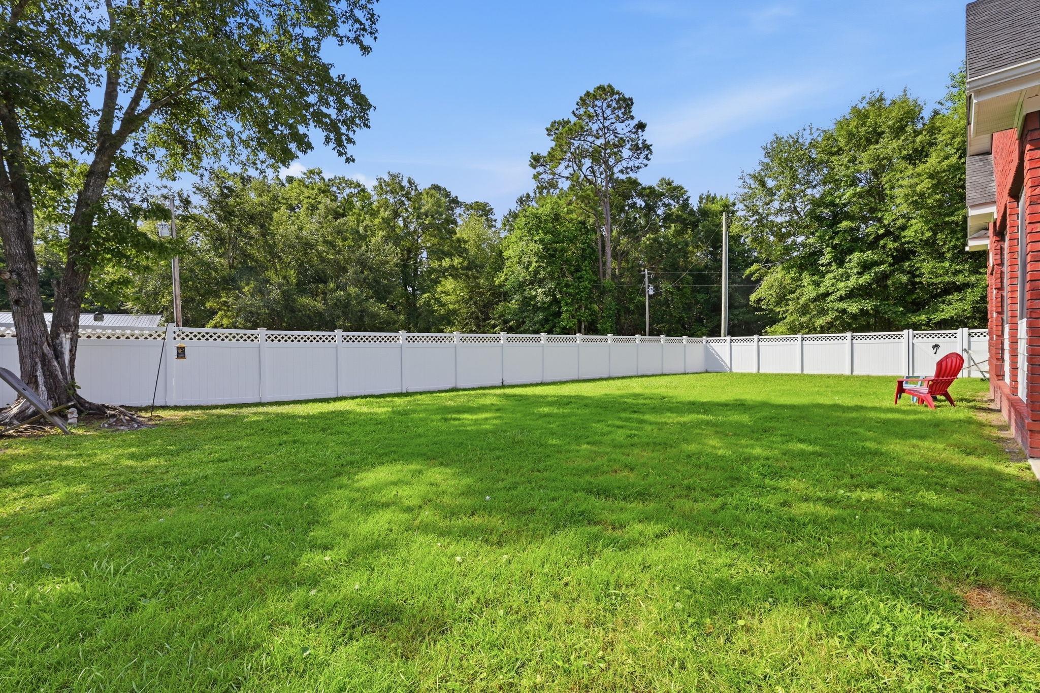 1071 Forest Dr. Property Photo 47