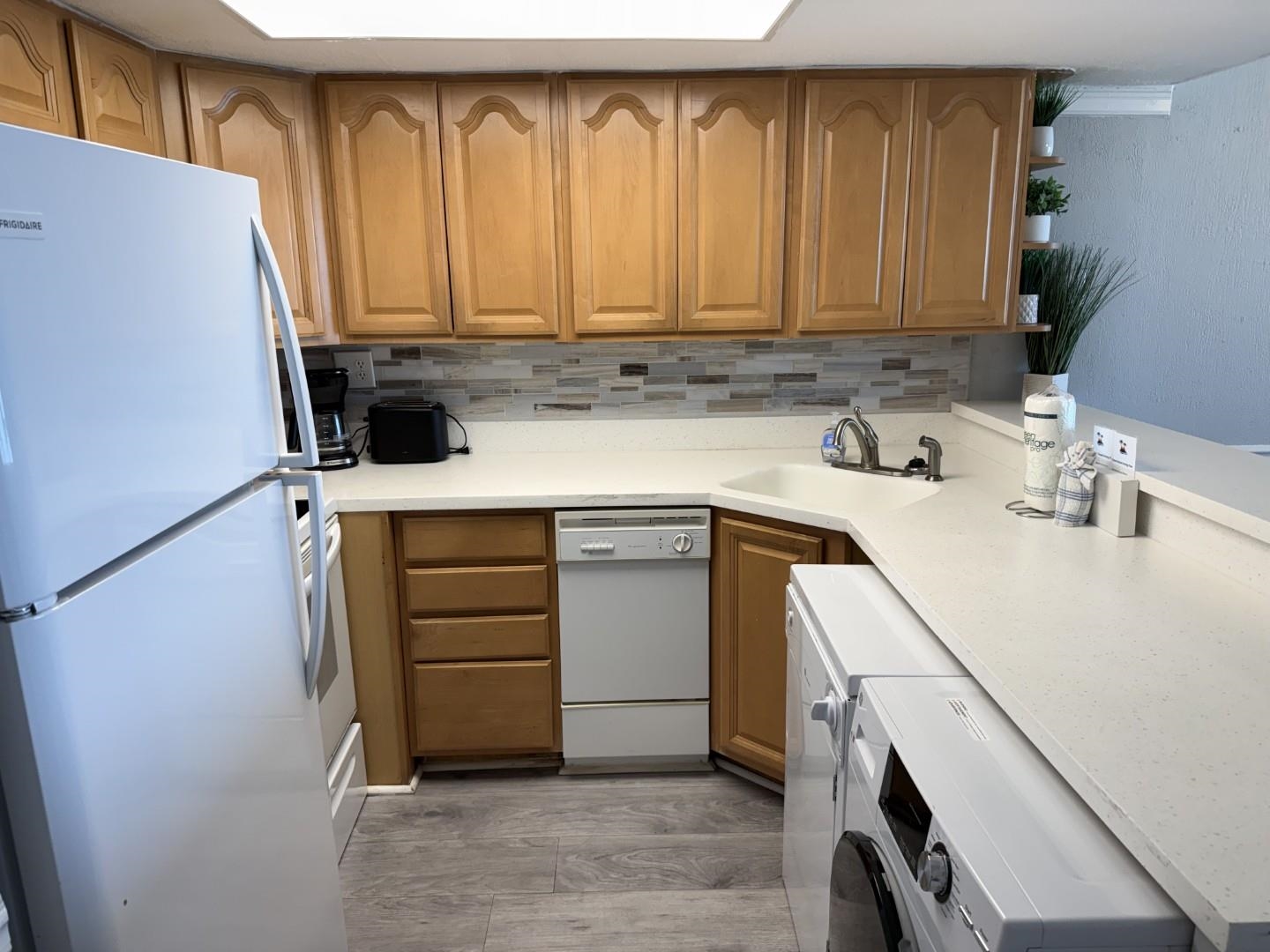 2406 N Ocean Blvd. Property Photo 5